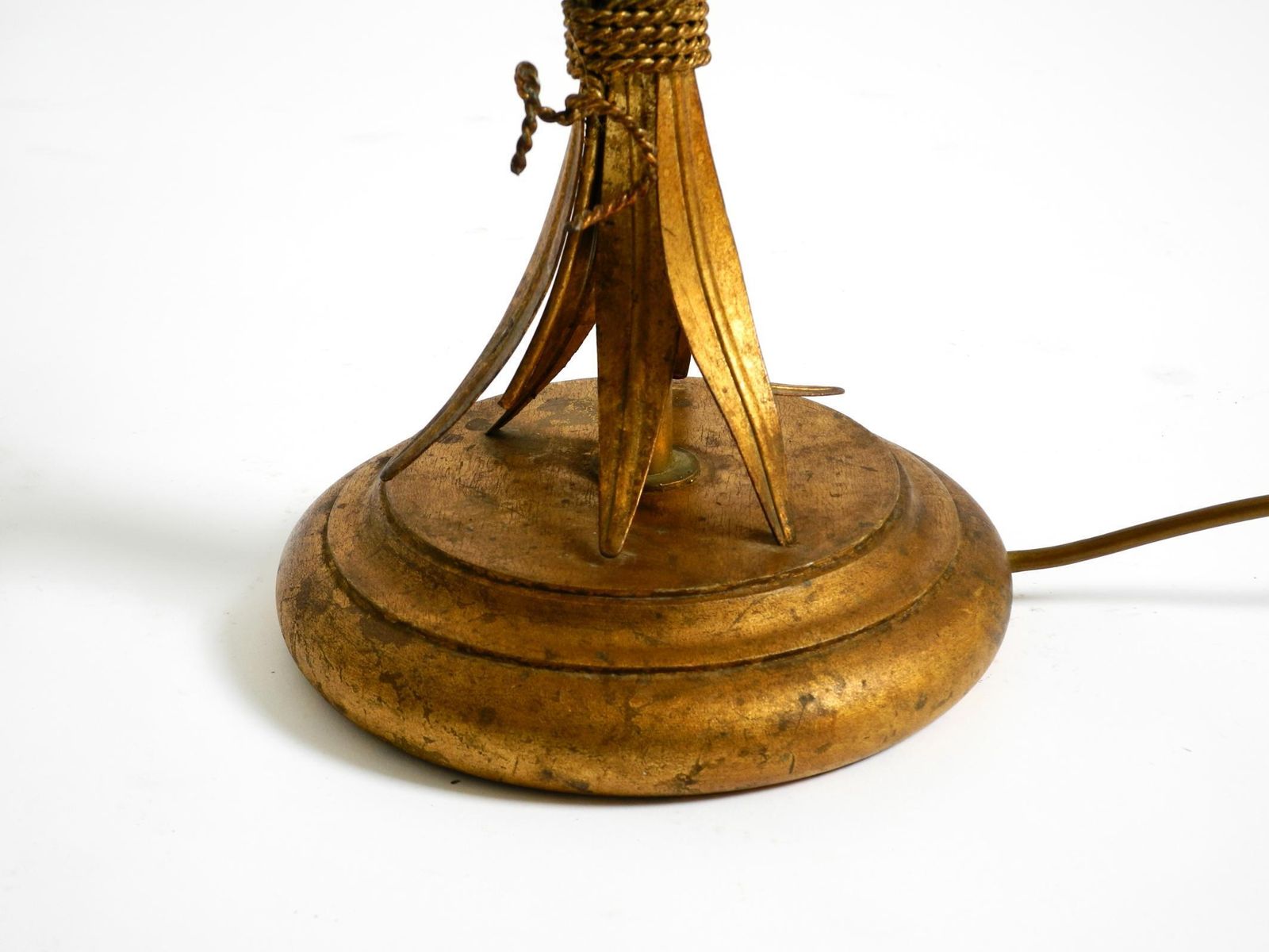 Beautiful 1970s Floral Table Lamp By Hans Kögl In The Shape Of A Wheat Sheaf photo vintage