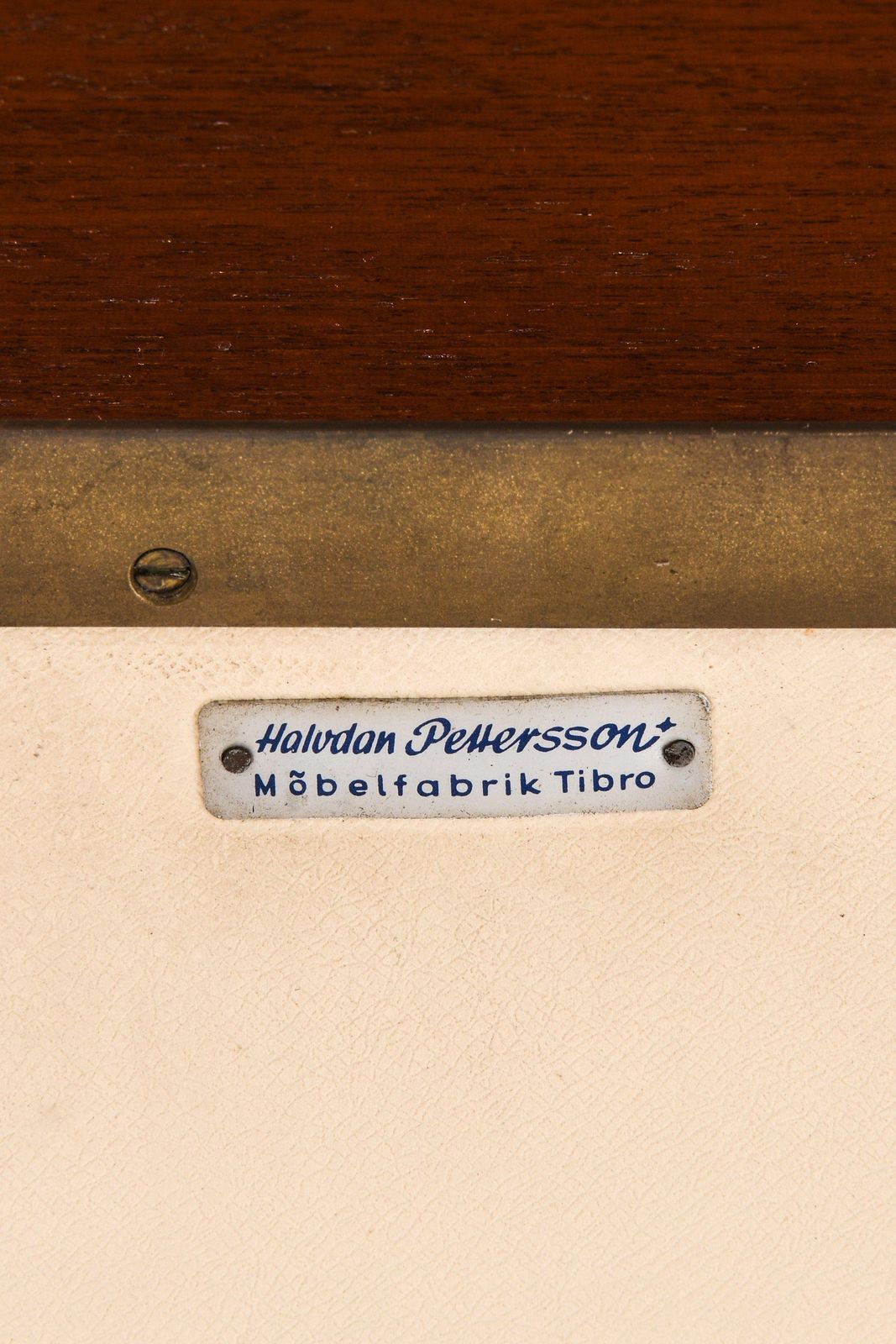 Bureau In Mahogany And White Artificial Leather By Halvdan Pettersson, 1950's photo vintage