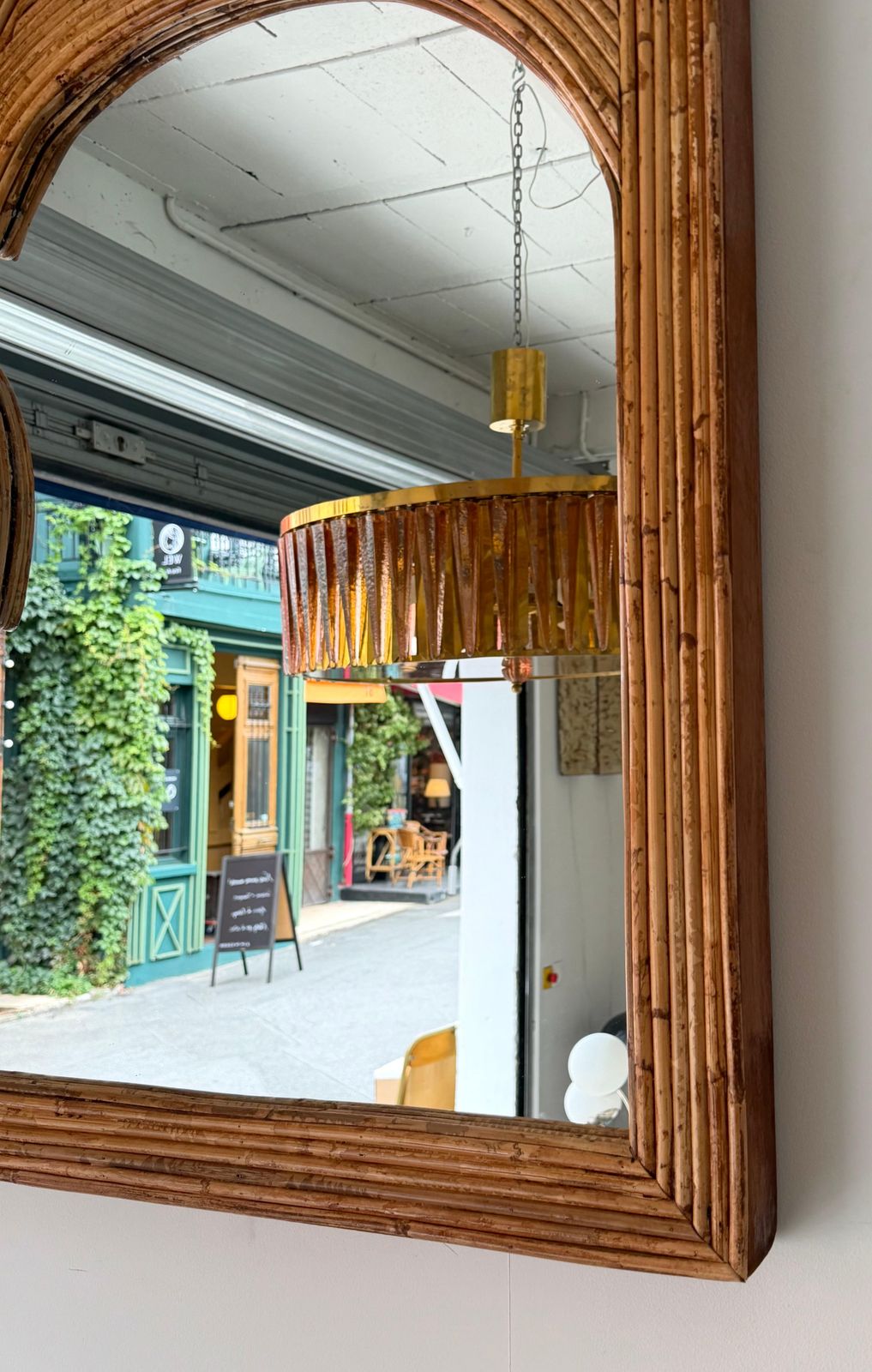 photo furniture Large Rattan Palm Tree Mirror By Vivai Del Sud. Italy, 1970s