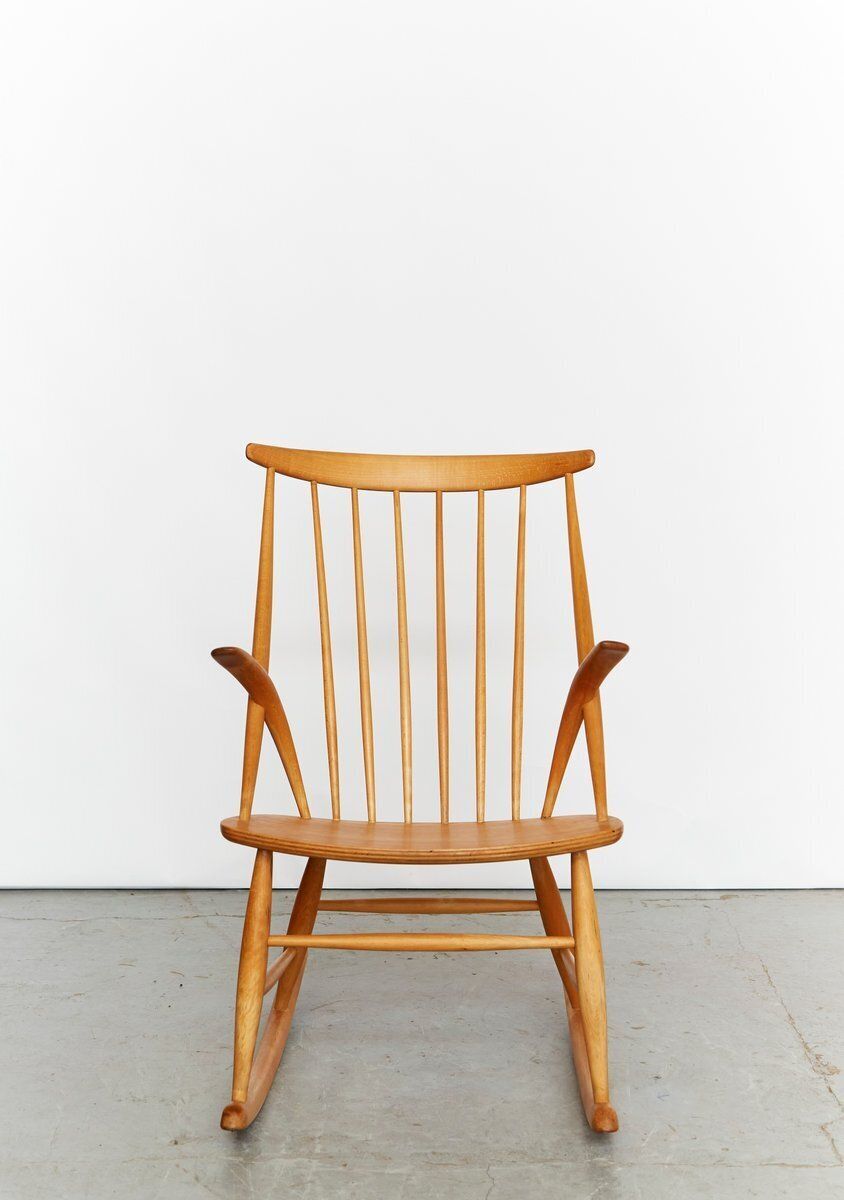 Iw3 Swing Chair By Illum Wikkelsø For Niels Eilersen, 1960s photo for sale