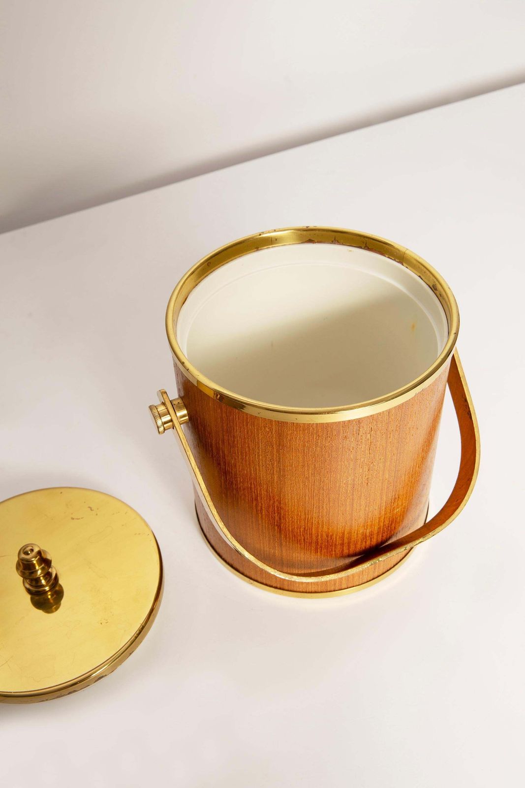photo furniture Vintage Mid Century Ice Bucket, 1960s