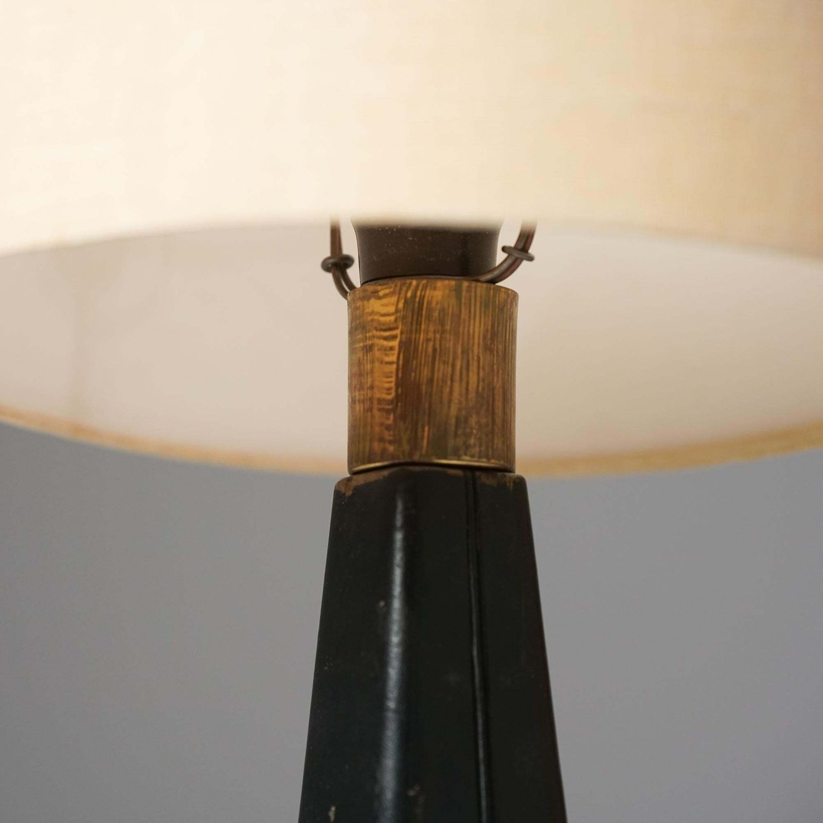 Model 46 017 Leather Table Lamp, Lisa Johansson Pape, Stockmann/Orno, 1960s photo 2385.0