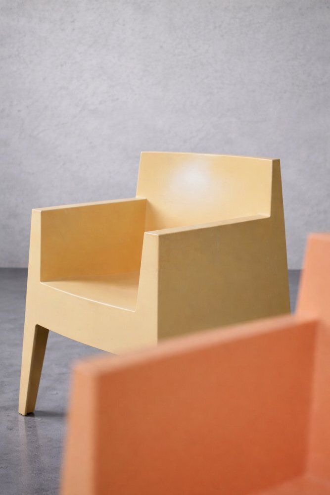 Meubels Mid Century Modern Italiaanse Atlantide Toy Stoelen Van Kunststof Door Philippe Starck Voor Driade, Jaren 1990, Set Van 4 photo
