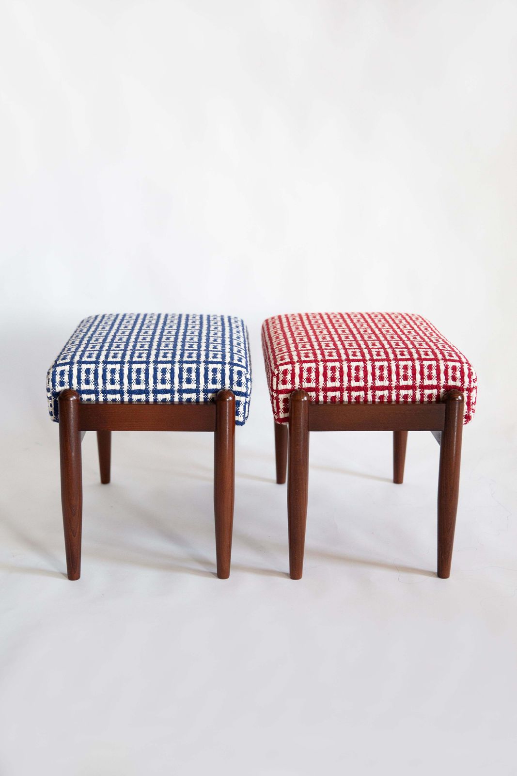 photo furniture Pair Of Mid Century Gfm Stools In Tweed Jacquard Dedar, E. Homa, Europe, 1960s