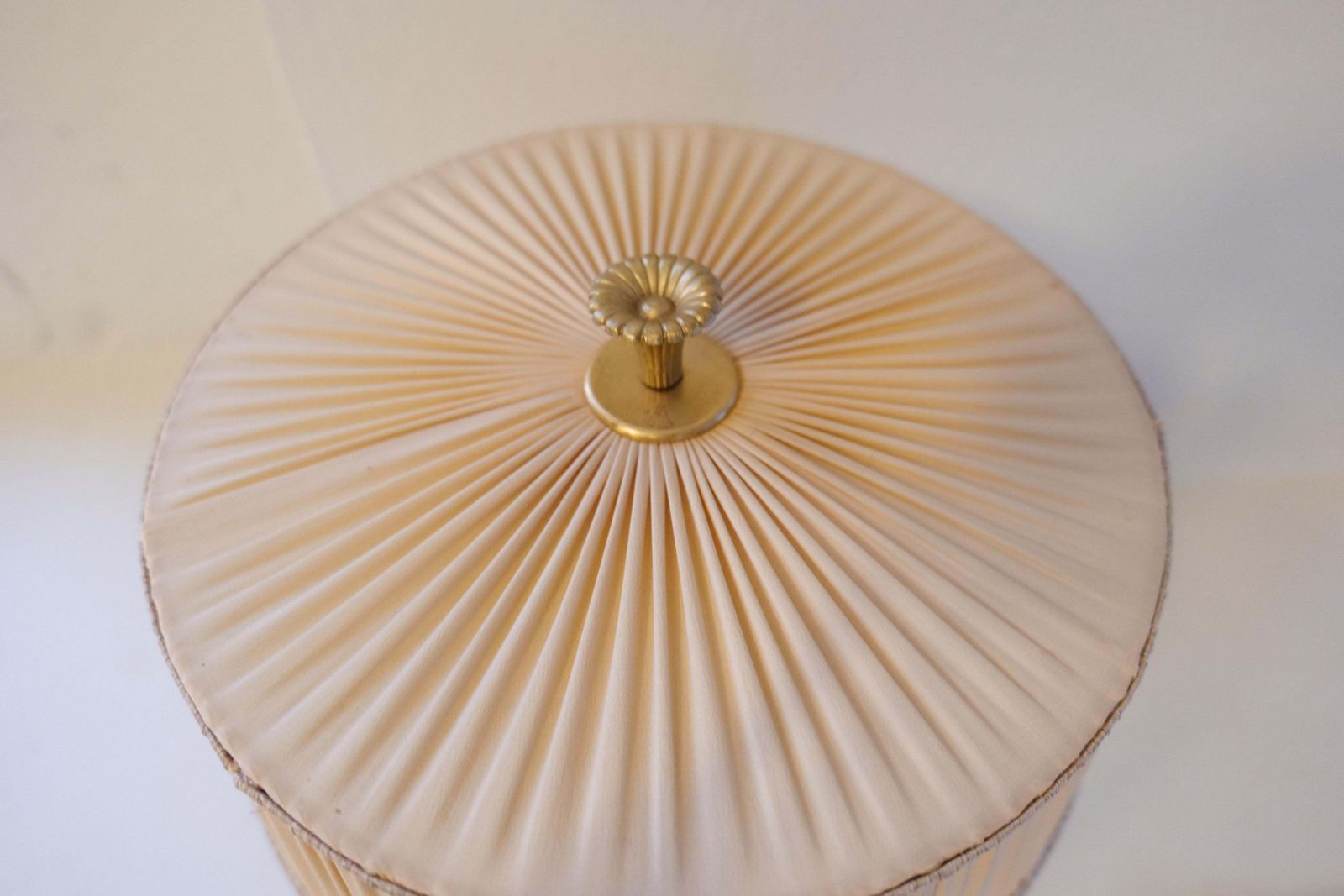 photo vintage Art Deco Nordiska Kompaniet Table Lamp Made In Sweden, 1940s