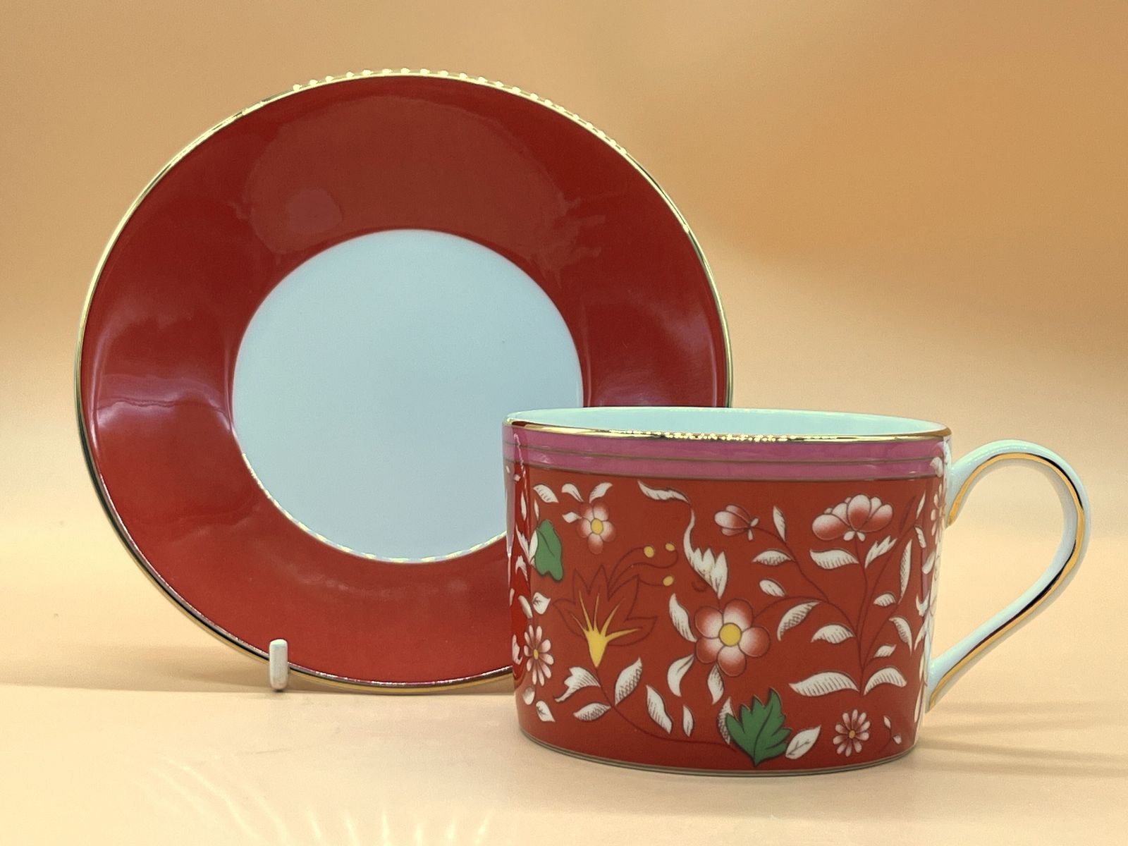Wedgwood China Wonderlust Collection Crimson Jewel Design Tea Cup & Saucer Duo. photo Home Decor