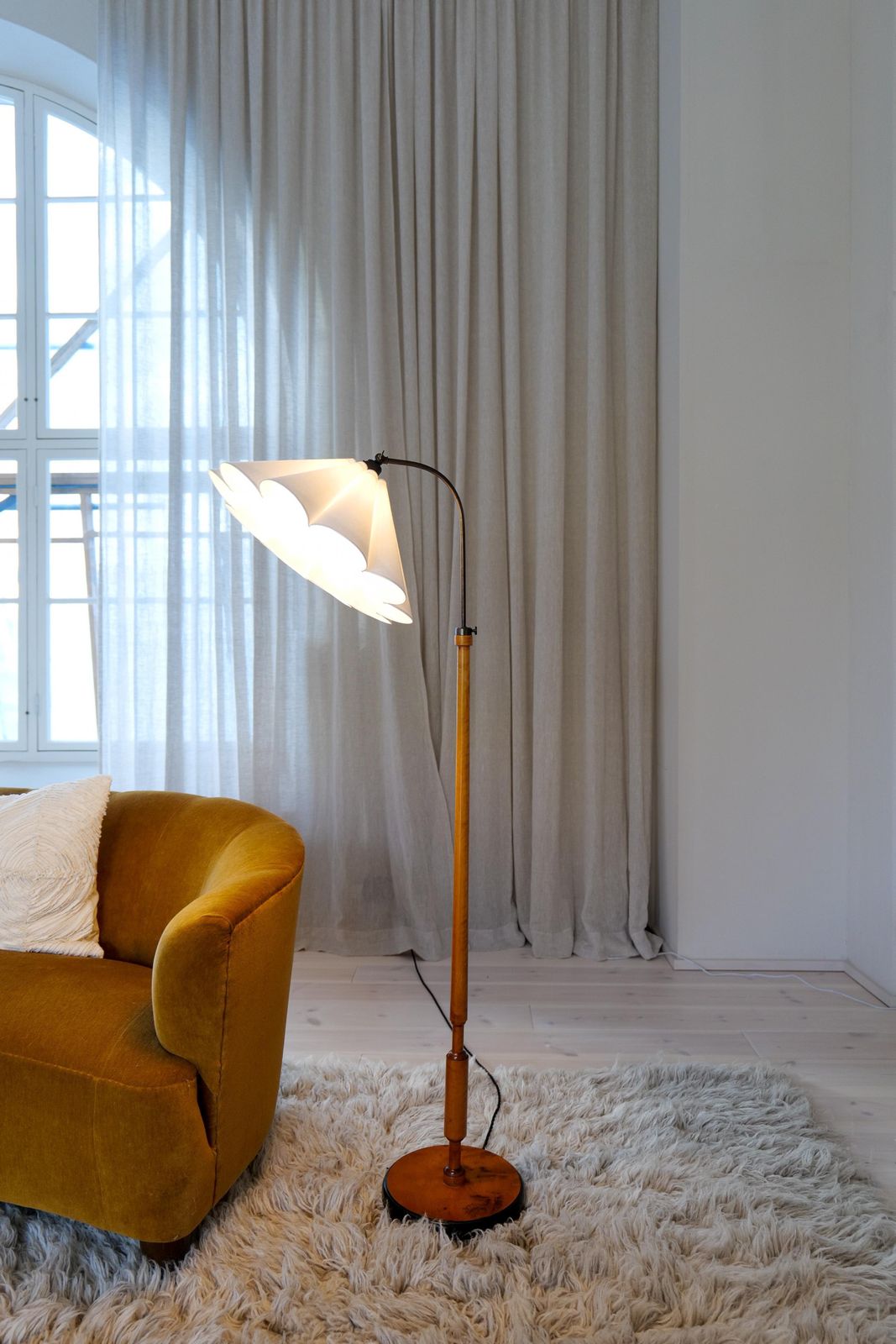 Art Deco Organic Floor Lamp In Stained Birch Sweden, 1930s photo 2475.0