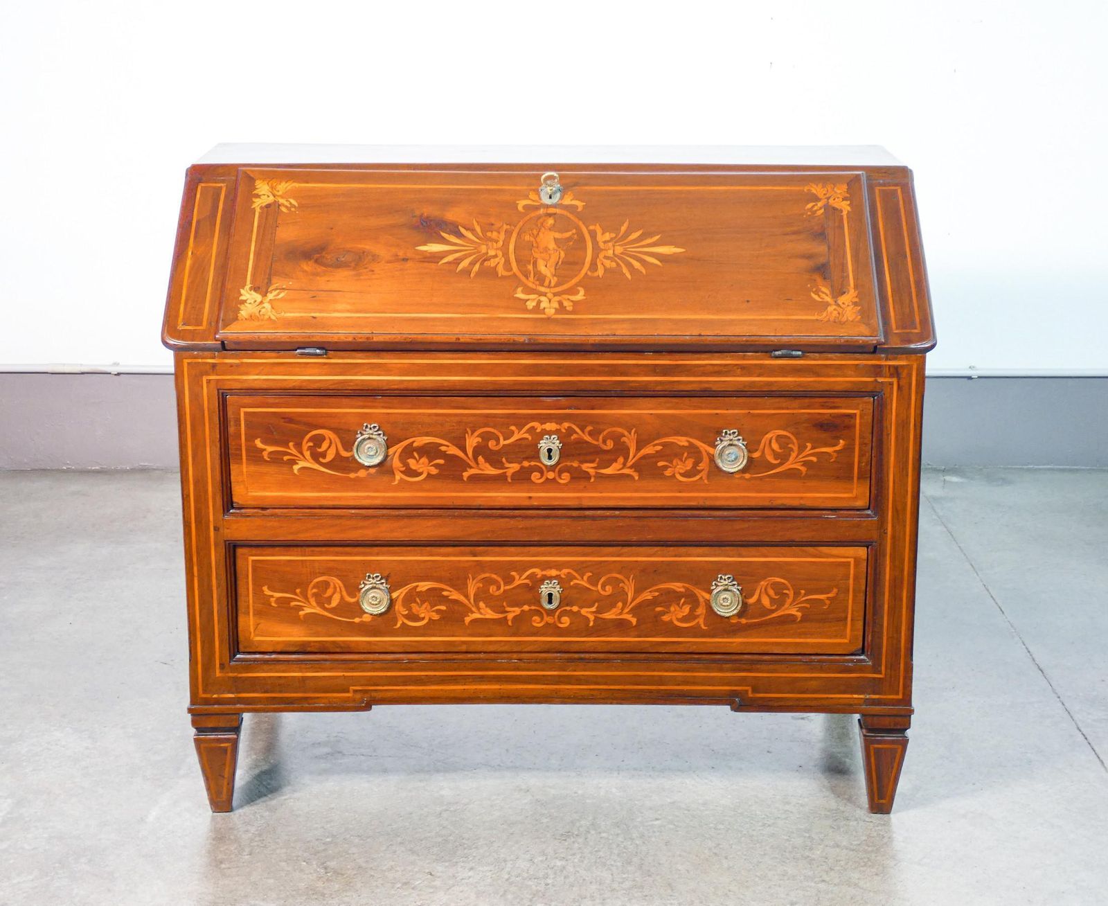 Ribalta Secretaire Luigi XVI In Legno Di Noce Intarsiato. Fine XVIII Sec. photo Furniture