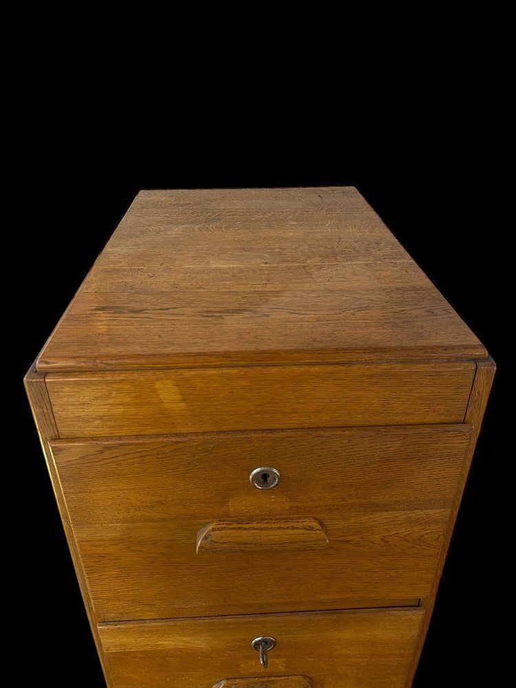 Dresser In Oak, 1950s photo Furniture
