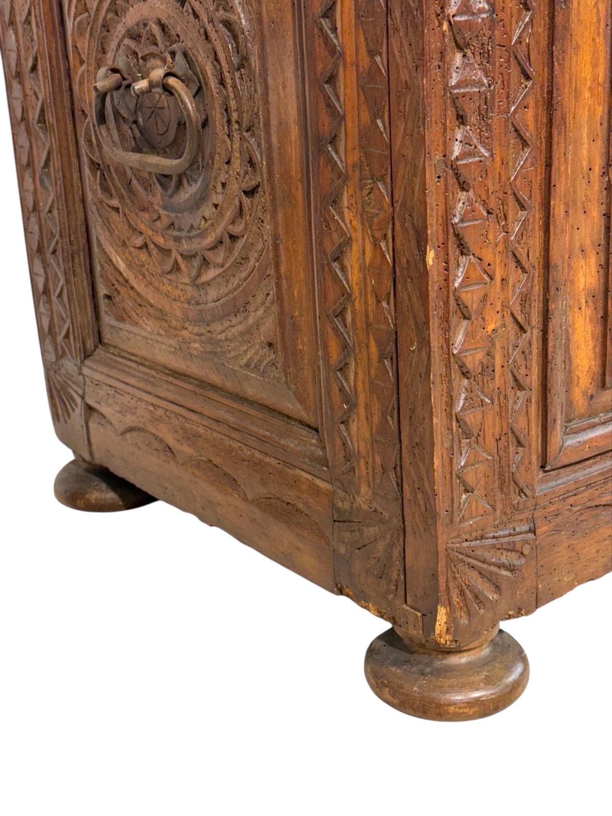 Spanish Renaissance Carved Oak Coffer, Circa 1600 photo 4119.0