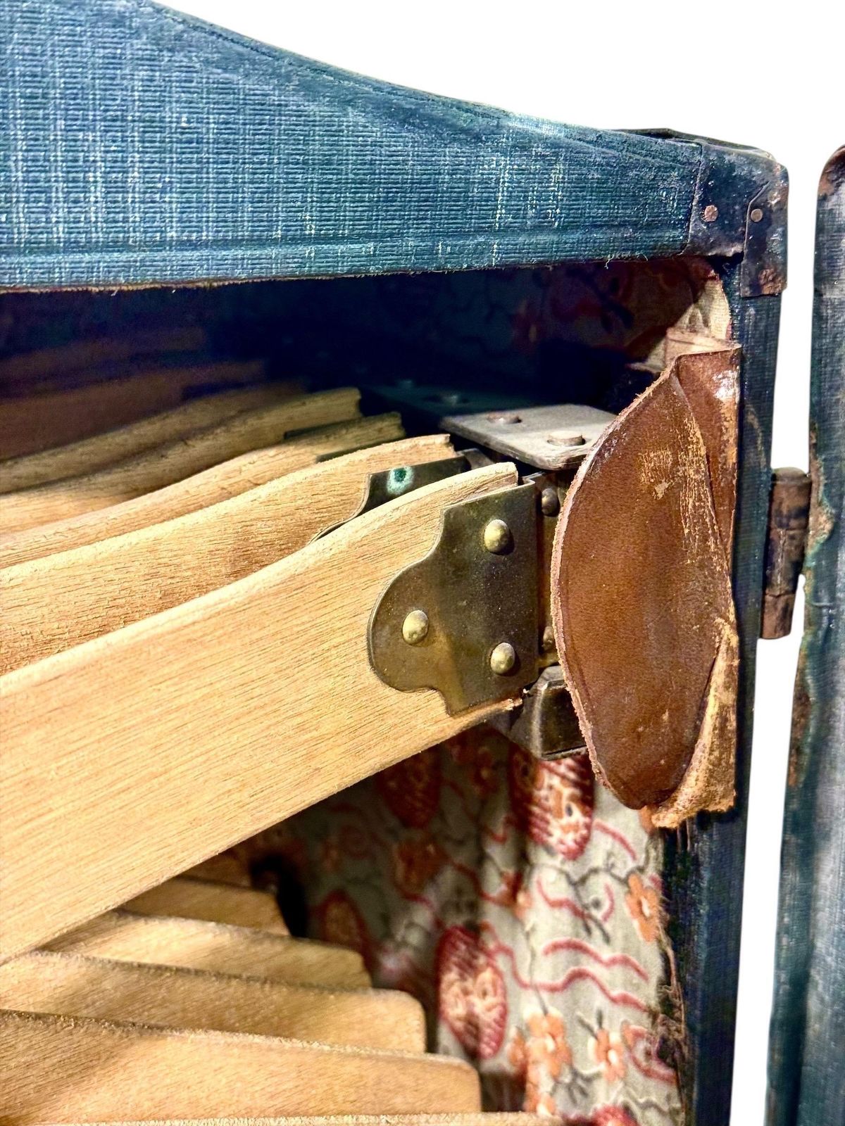 photo for sale 19th Century French Travelling Trunk With Drawers And Hangers