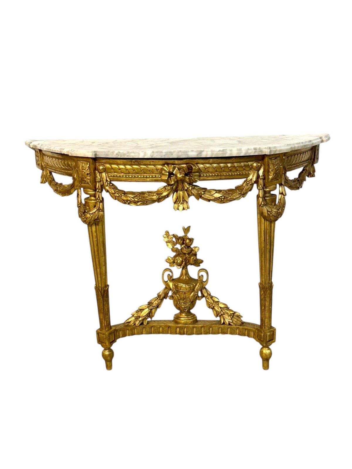 photo vinterior 19th Century Louis XVI Giltwood Demi Lune Console With Carrara Marble Top