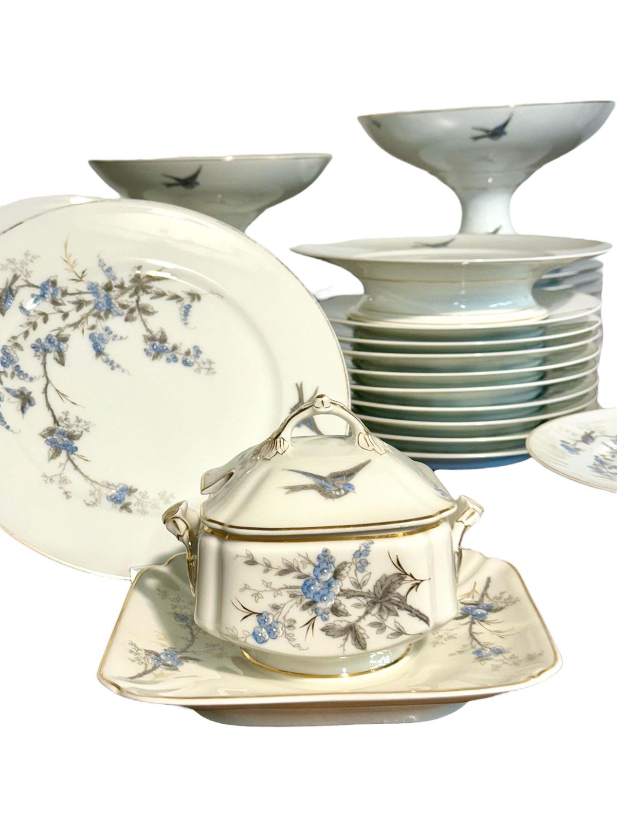 Porcelain Dinner Service Of 43 Pieces With Blue Floral And Bird Motifs photo furniture