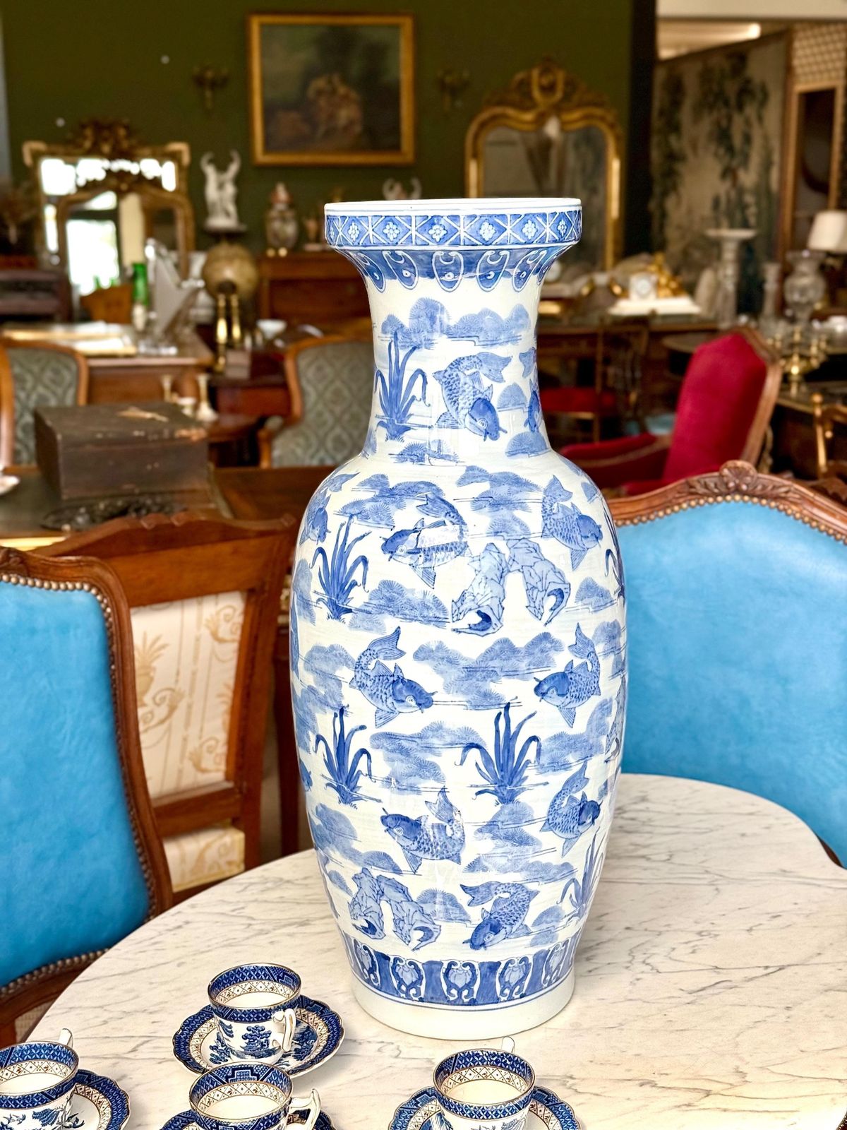 942.0 Large Chinese Blue And White Porcelain Vase With Koi Fish Motif photo