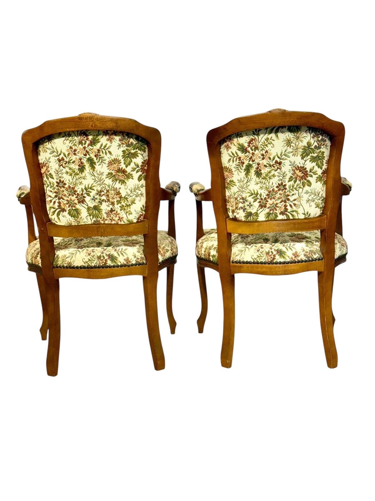 photo furniture Pair Of French Beech Louis XV Style Armchairs With Floral Tapestry, 20th C.