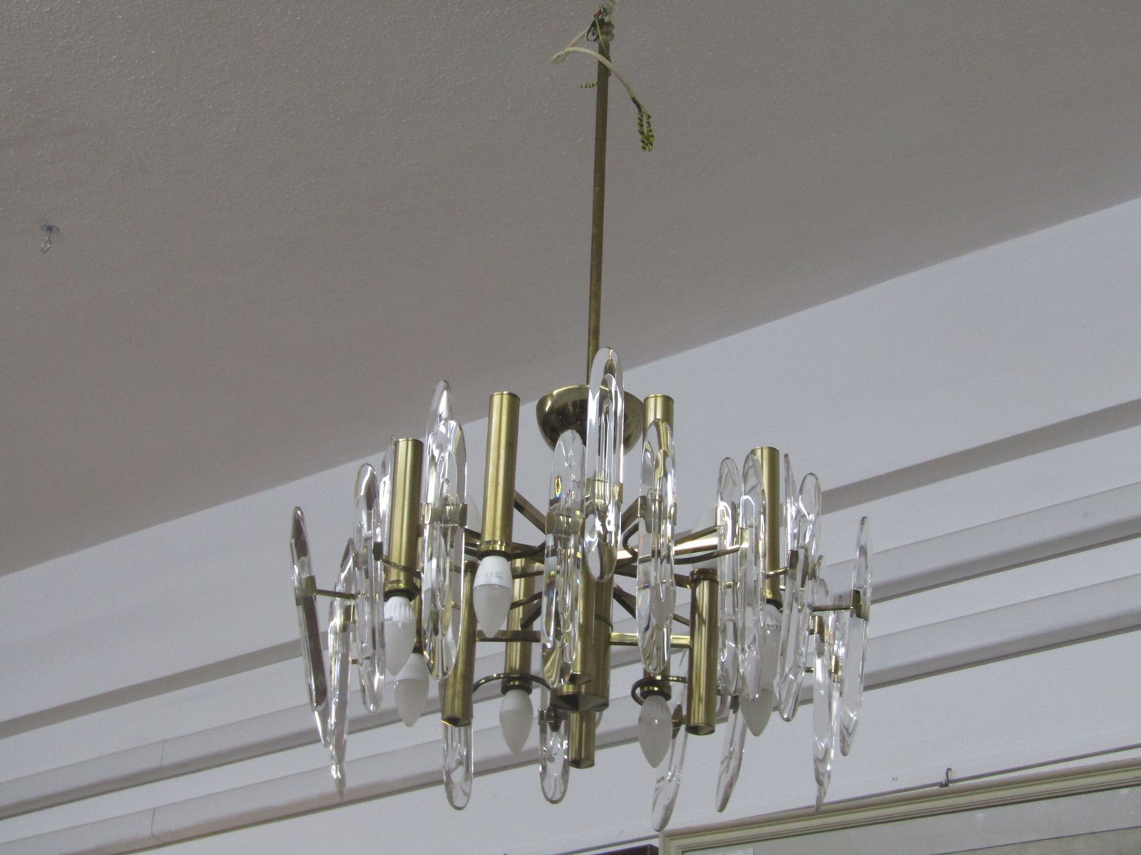 Chandelier Brass And Cristal Of Gaetano Sciolari photo furniture