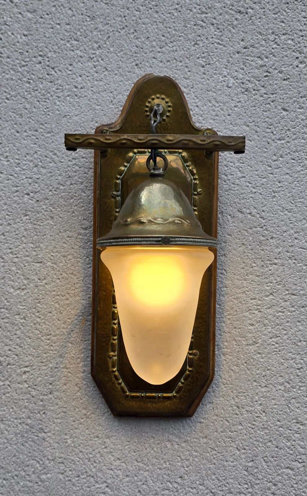 Arts & Crafts Hammered Brass And Frosted Glass Wall Sconce, England/France photo 1185.0