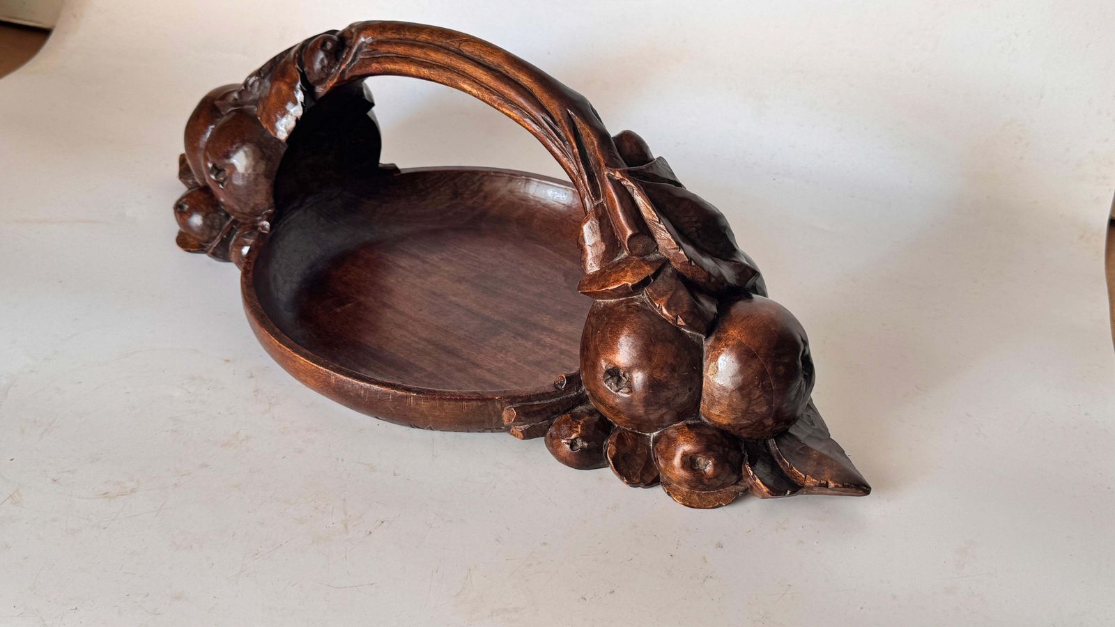 Art Deco Fruit Basket – Hand Carved Wooden Bowl, France, 1930s photo vinterior