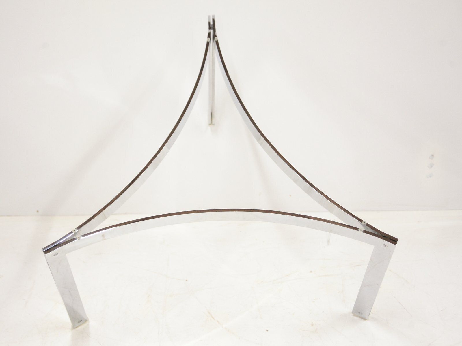 737.0 Italiaanse Ronde Salontafel Van Chroom En Glas, Jaren 1980 photo