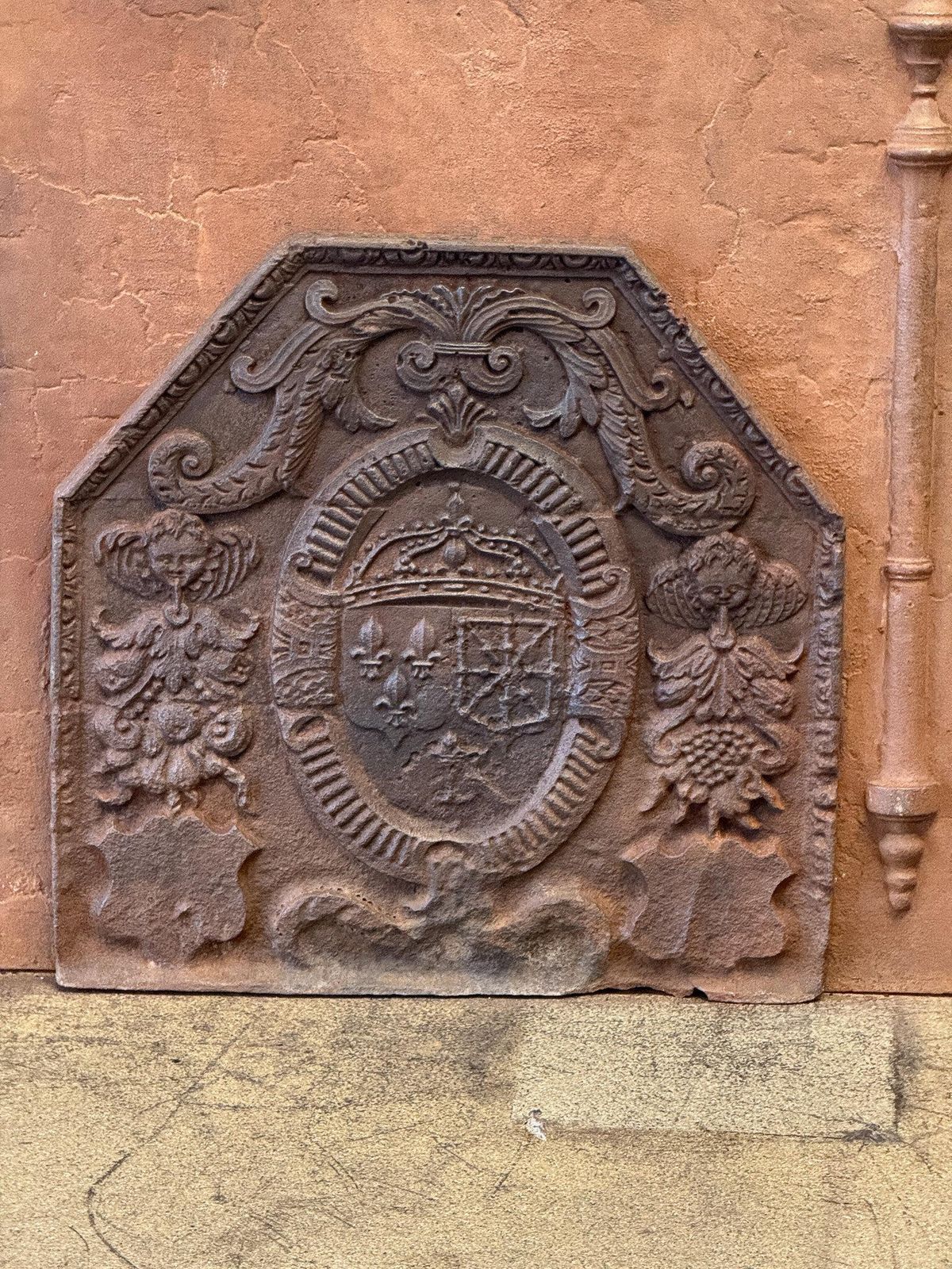 French Louis XIII Period 'Arms Of France And Navarre' Fireback / Backsplash photo furniture