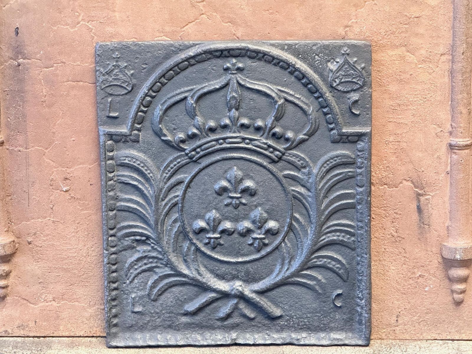 Antique French Louis XV Period 'Arms Of France' Fireback / Backsplash photo furniture