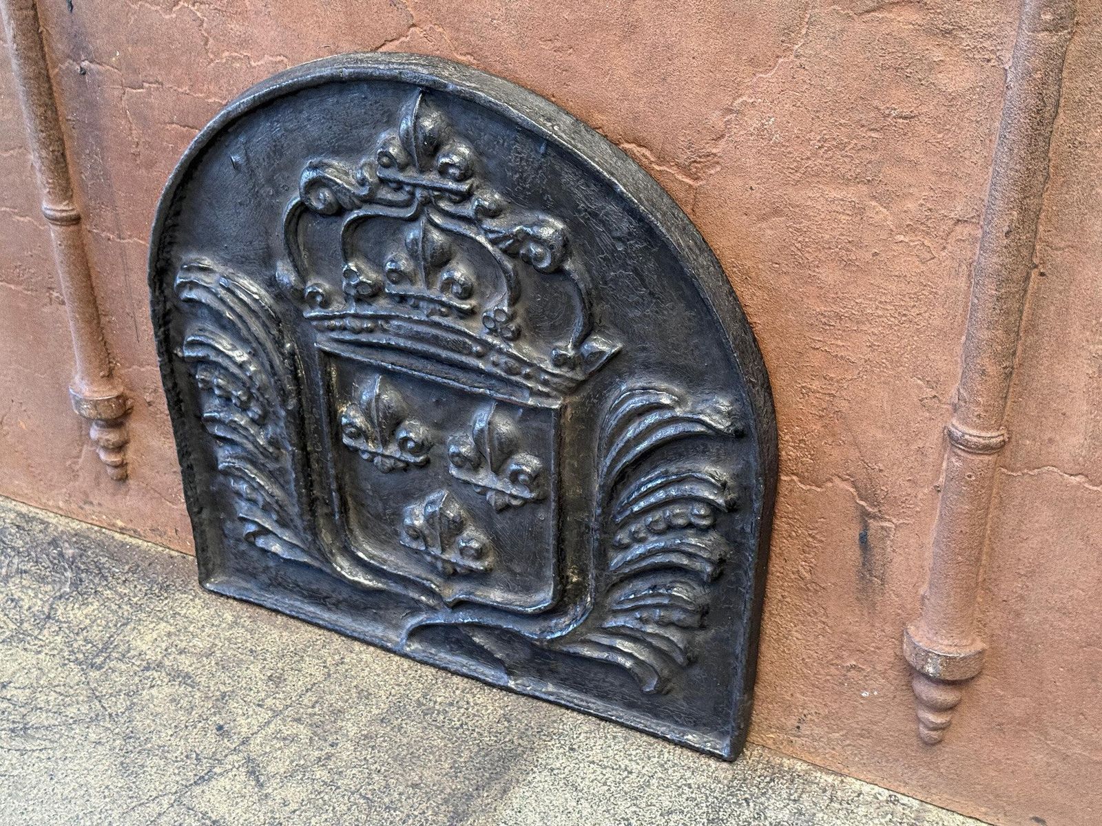French Louis XV Style 'Arms Of France' Fireback / Backsplash, 20th Century photo 421.0