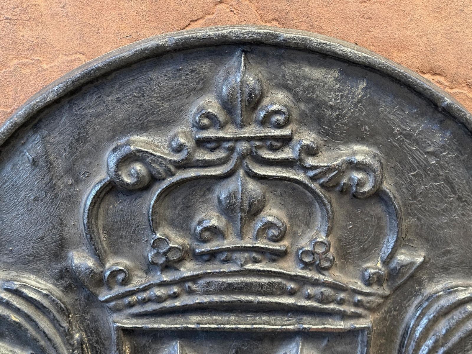 French Louis XV Style 'Arms Of France' Fireback / Backsplash, 20th Century photo buy