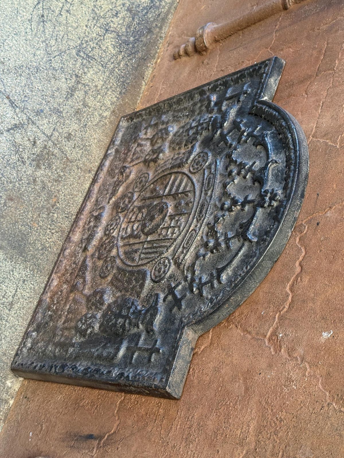 325.0 20th Century 'Arms Of Loraine' Fireback / Backsplash, Louis XIV Style photo
