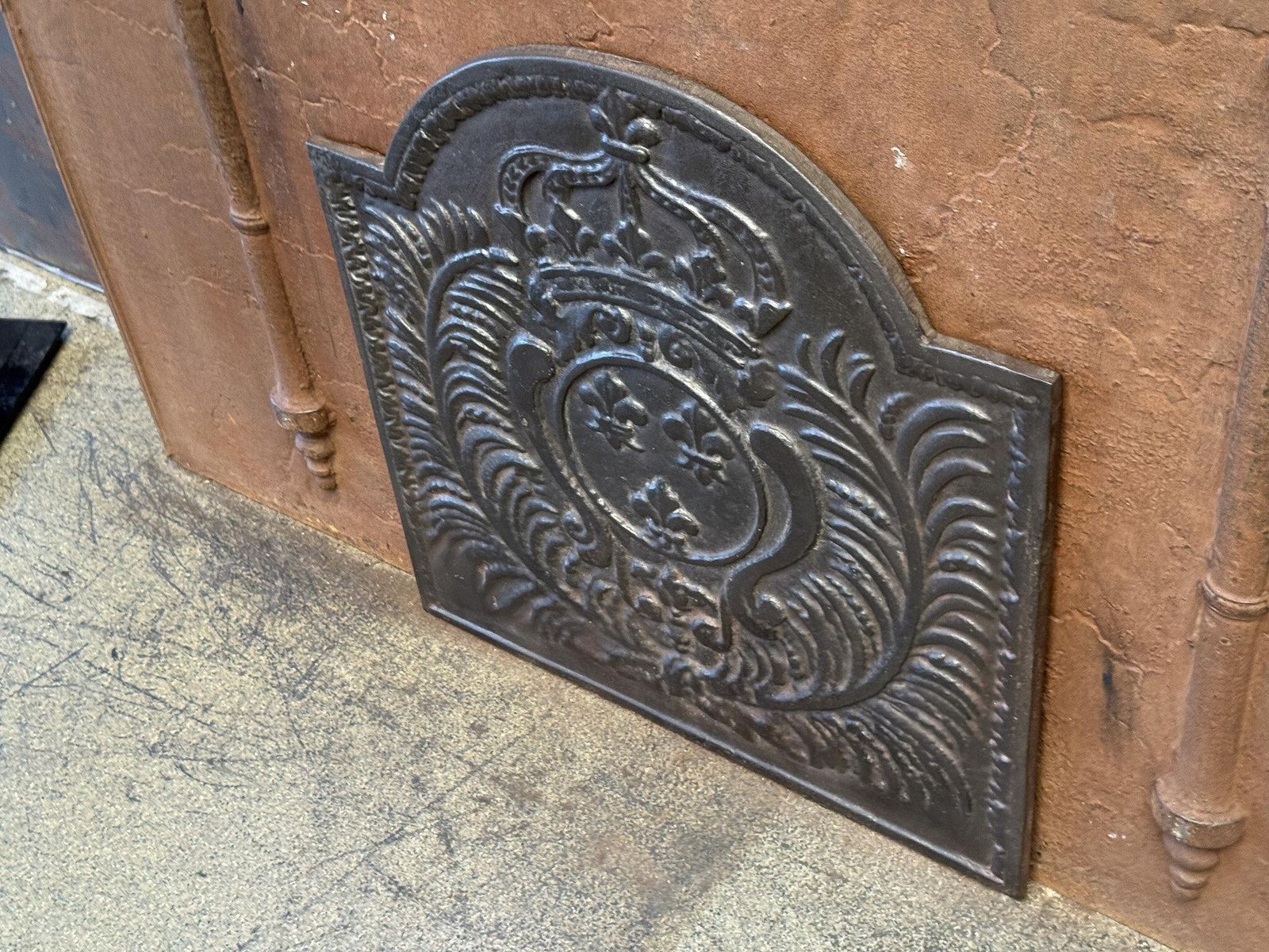 Home Fixtures French Louis XV Style Arms Of France Fireback / Backsplash, 20th Century photo