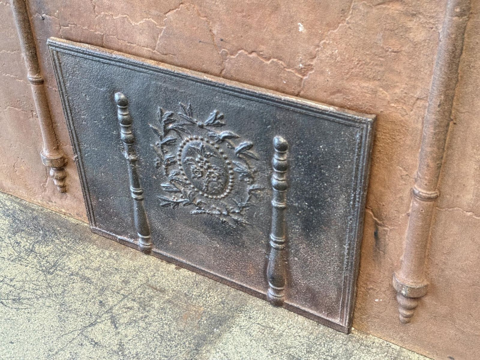 Antique French Neoclassical Fireback / Backsplash, Early 19th Century photo Home Fixtures