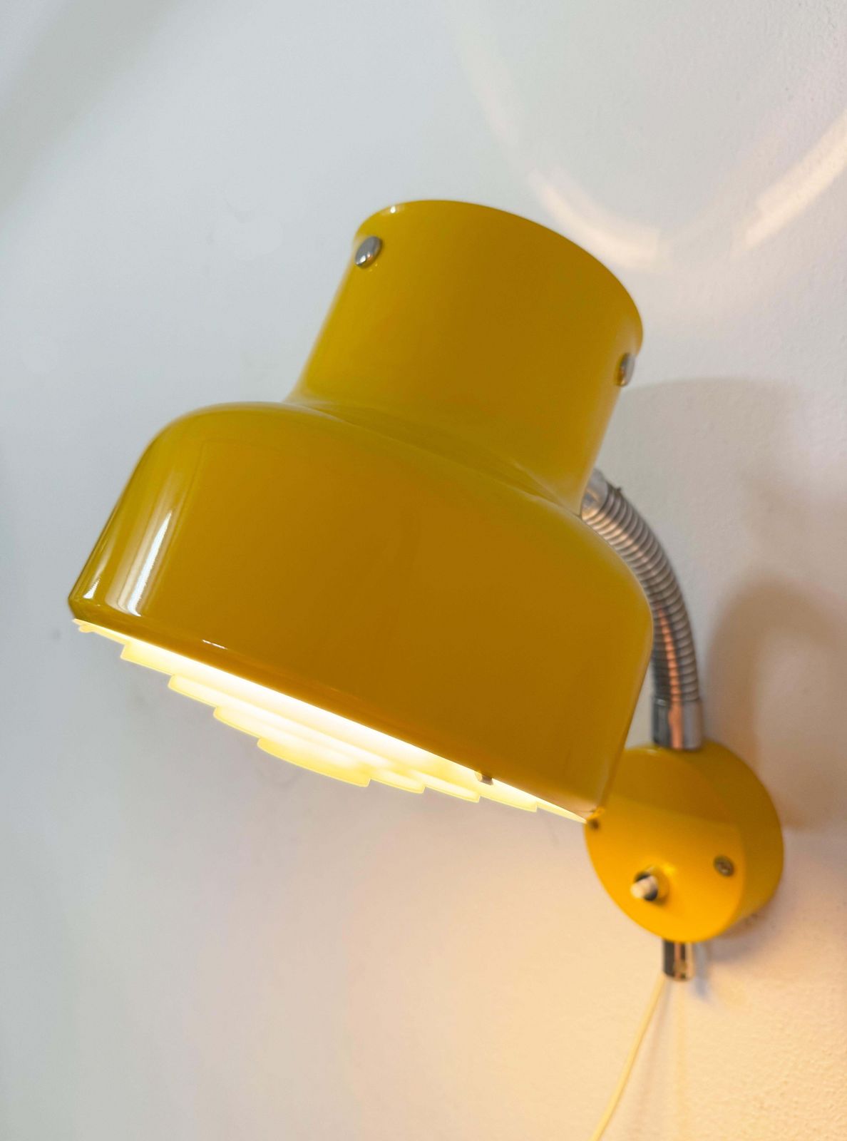 photo buy Yellow Bumling Wall Lamp By Ateljé Lyktan
