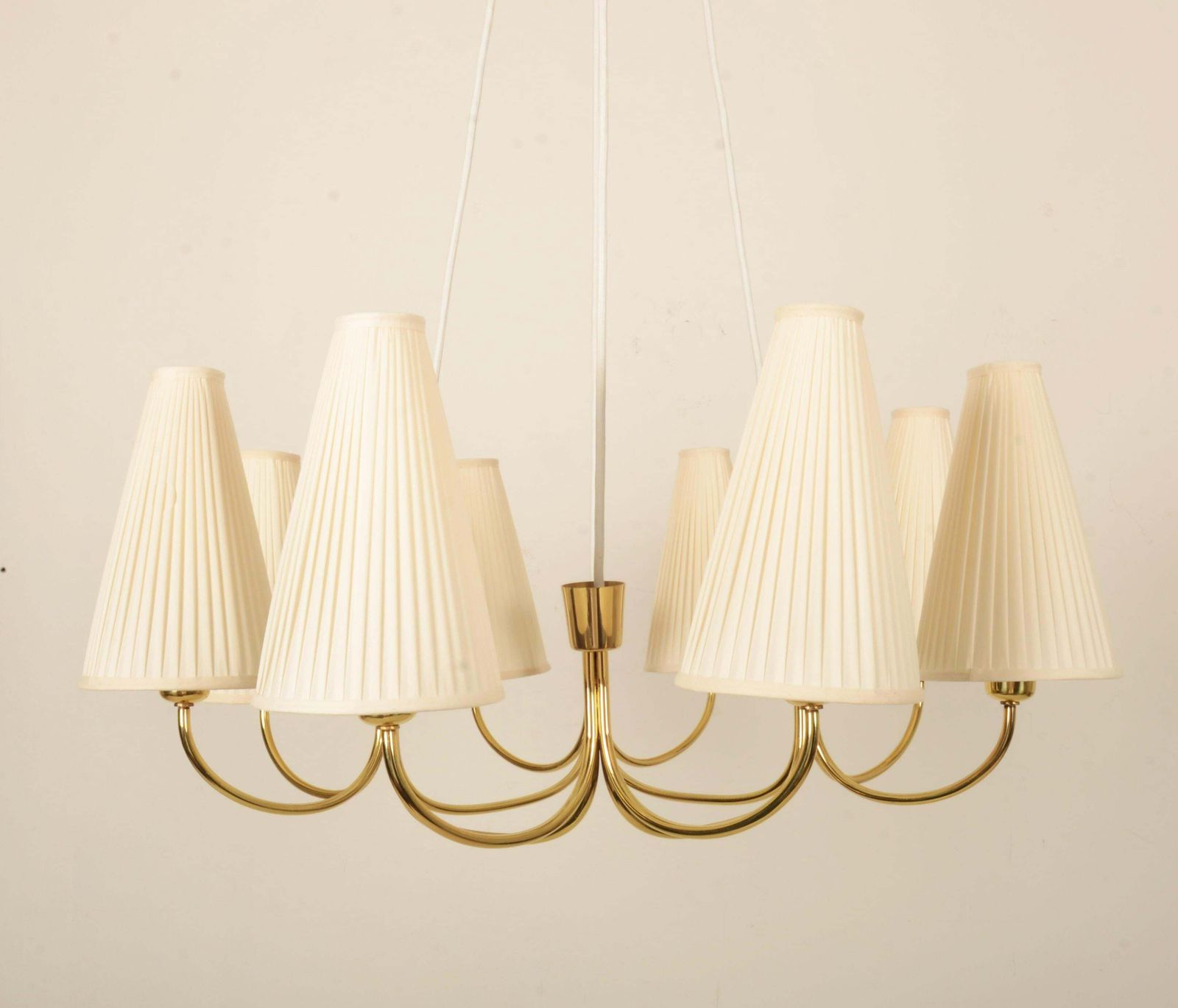 photo vintage Huge Midcentury Brass Chandelier Model Globus 1069 By Rupert Nikoll