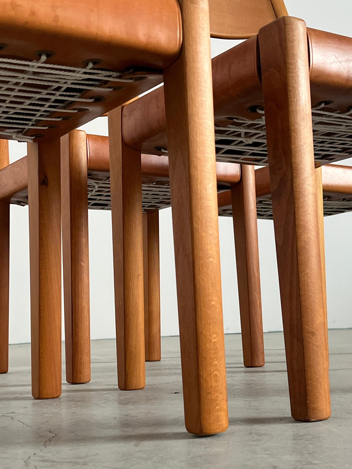 photo vinterior Set Of 4 Vintage Dining Chairs In Style Of Pierre Chapo, Cognac Leather And Wood