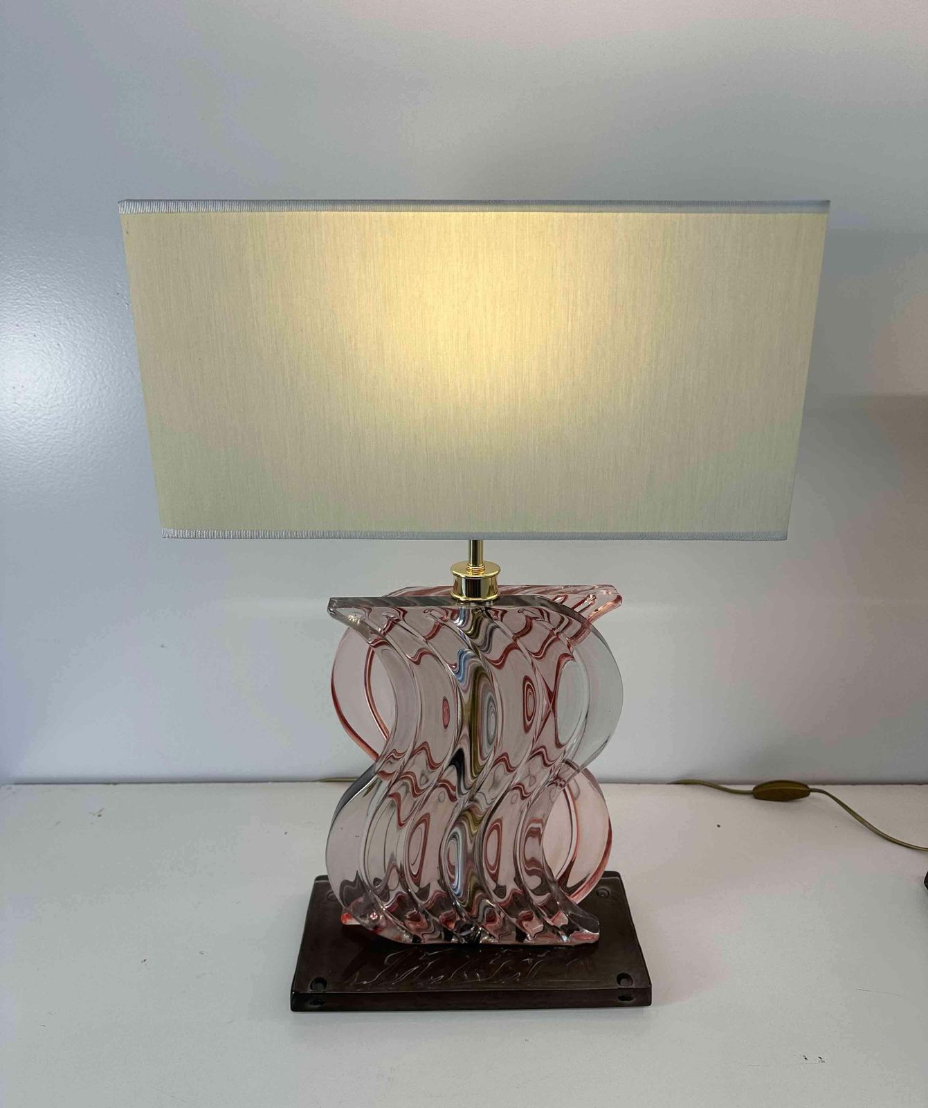 photo furniture Pair Of Art Deco Style Pink Murano Glass Table Lamps