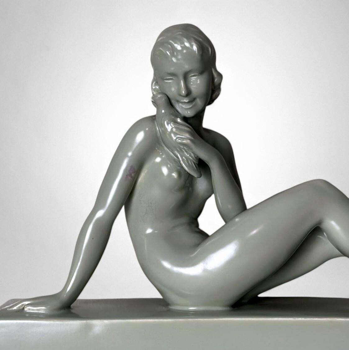 Art Deco, Saint Clement Style Ceramic Figure Of A Young Woman photo vintage
