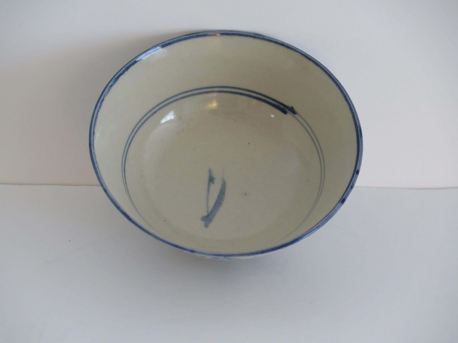 photo vinterior Set Of Five Chinese Porcelain Berry Bowls Blue And White Hand Painted, 20th C