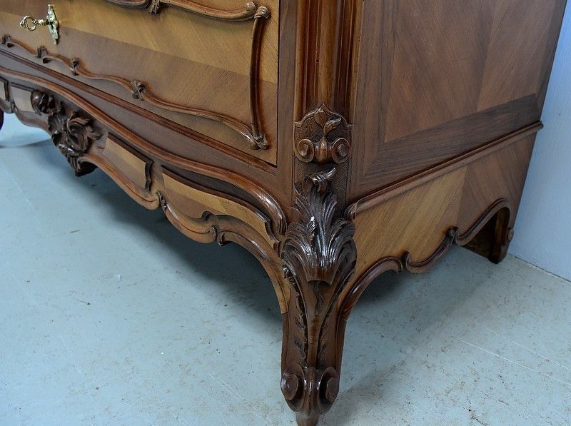 photo for sale Dresser Louis XV "Rocaille" Dresser Walnut Early 20th Century "Guinand Leglas" In Nantes