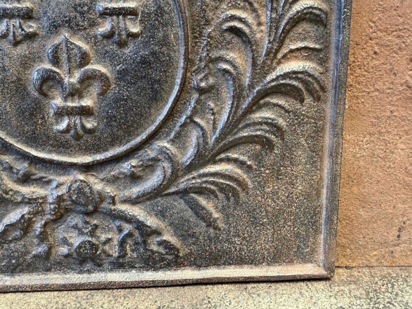 photo furniture French Louis XV Style 'Arms Of France' Fireback / Backsplash