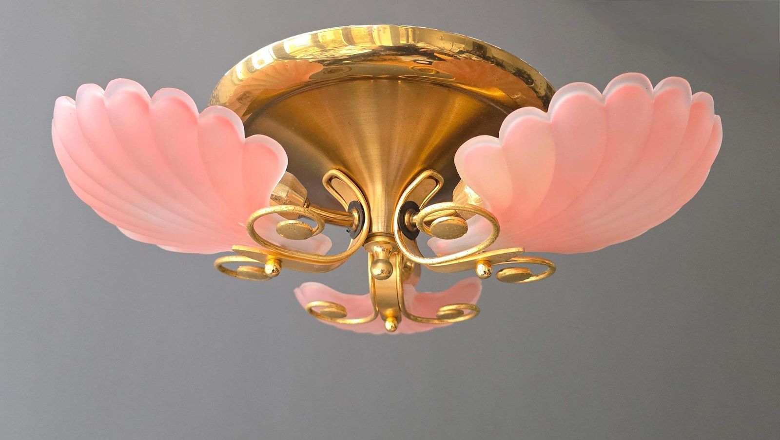 photo furniture Rare Italian Mid Century Ceiling Light With Pink Shell Glass Shades And Gilt