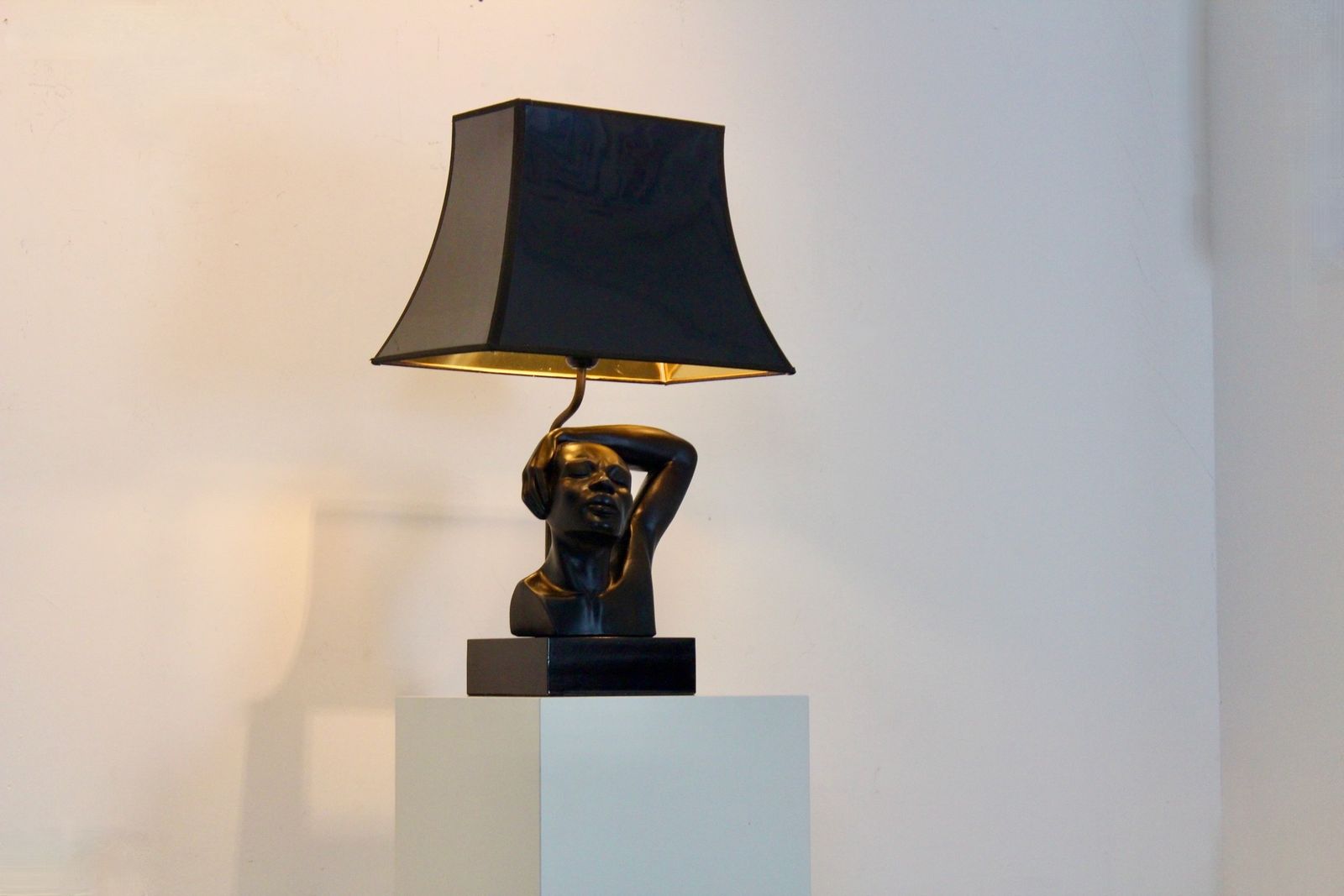 Sculptural Art Deco–Style Table Lamp By Deknudt, Belgium photo 1586.0