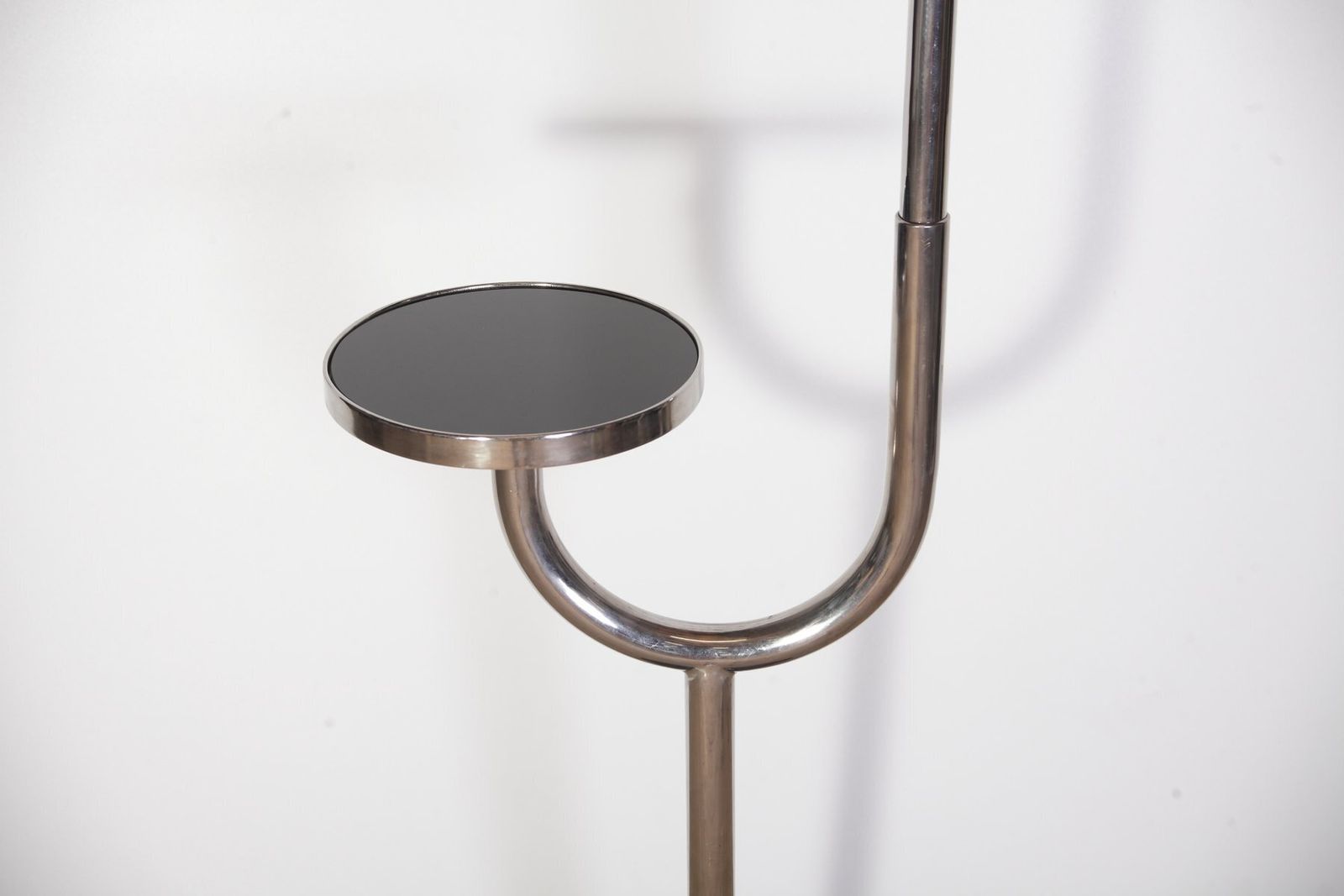 Modernistische Chromen Vloerlamp, Voormalig Tsjecho Slowakije, Jaren 1940 photo for sale