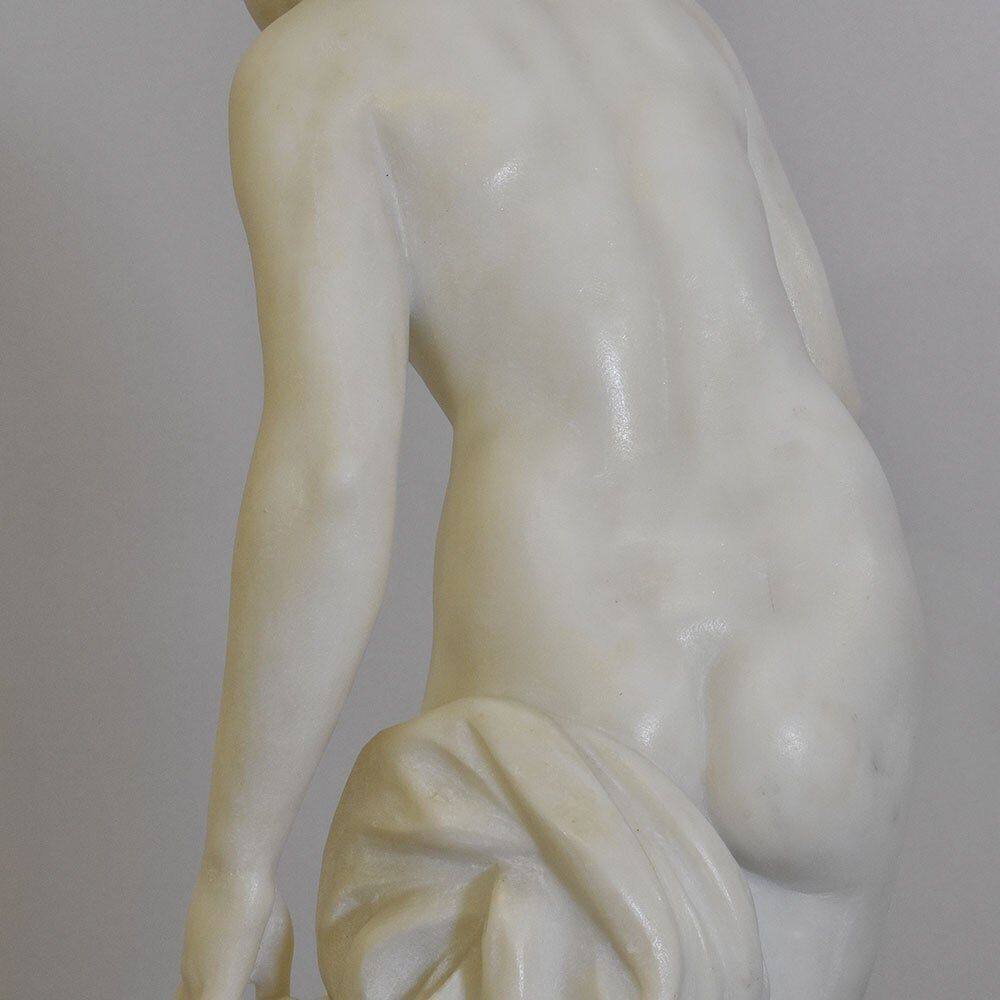 photo furniture Antique Statues, Marble, Woman Sculpture, Young Girl Bathing, Signed Pugi, XIX Century. (Stma104)