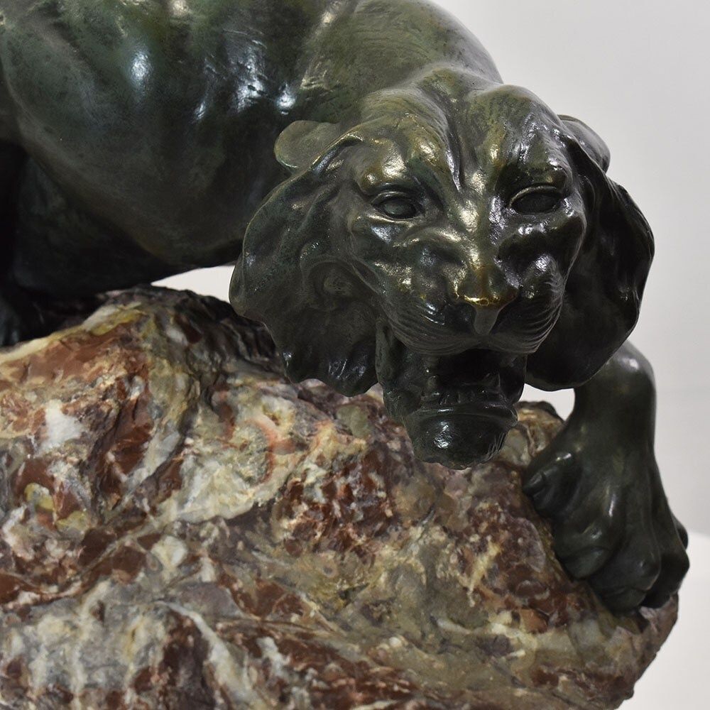 Antique Bronze Statues, Giacomo Merculiano, Large Crouching Lioness, Art Deco, XX Century. (Stb103) photo for sale