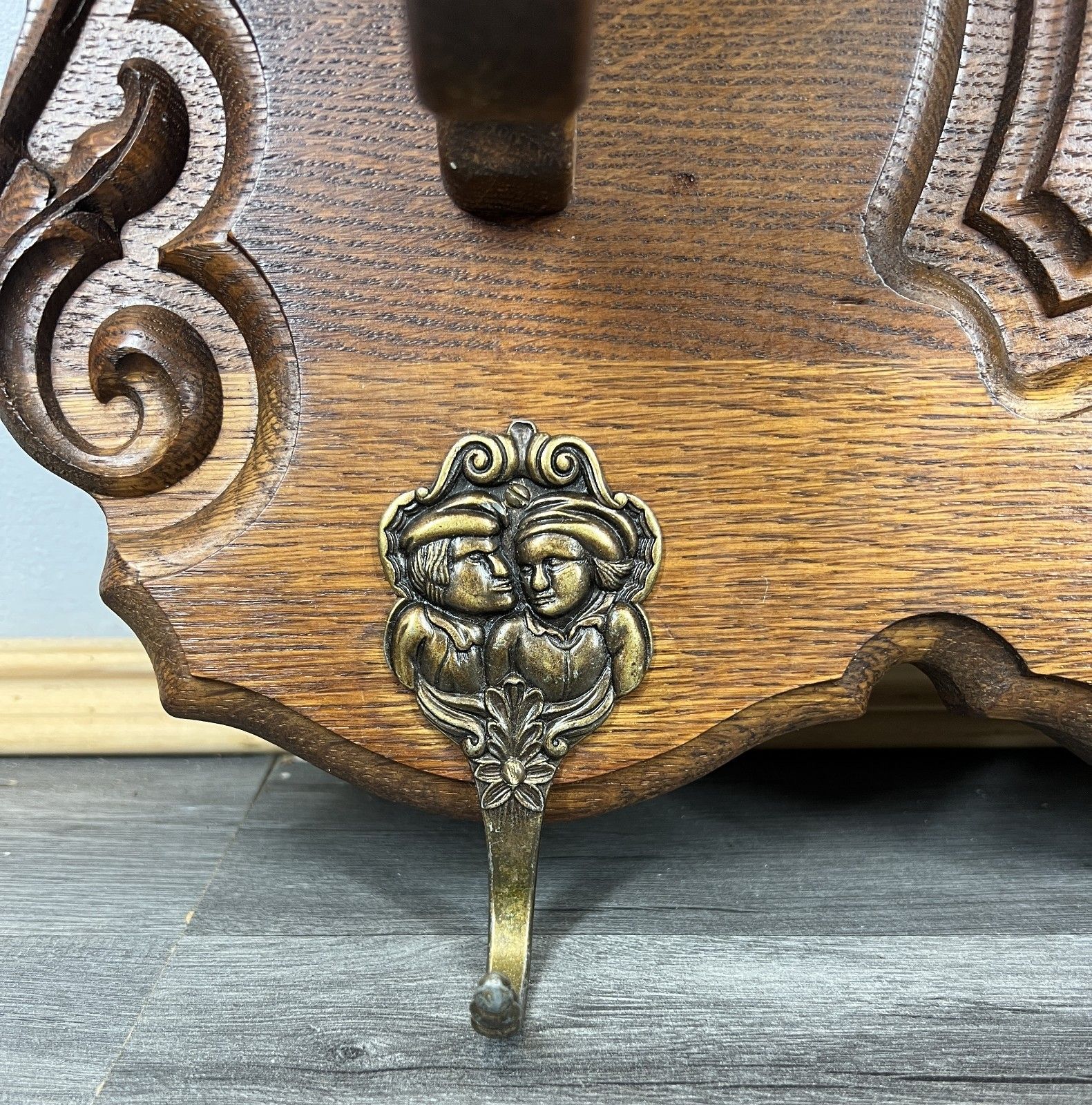 French Vintage Style Coat Rack Oak 7 Hooks Ornate Wall Shelf Coat Lot 4737 photo vinterior