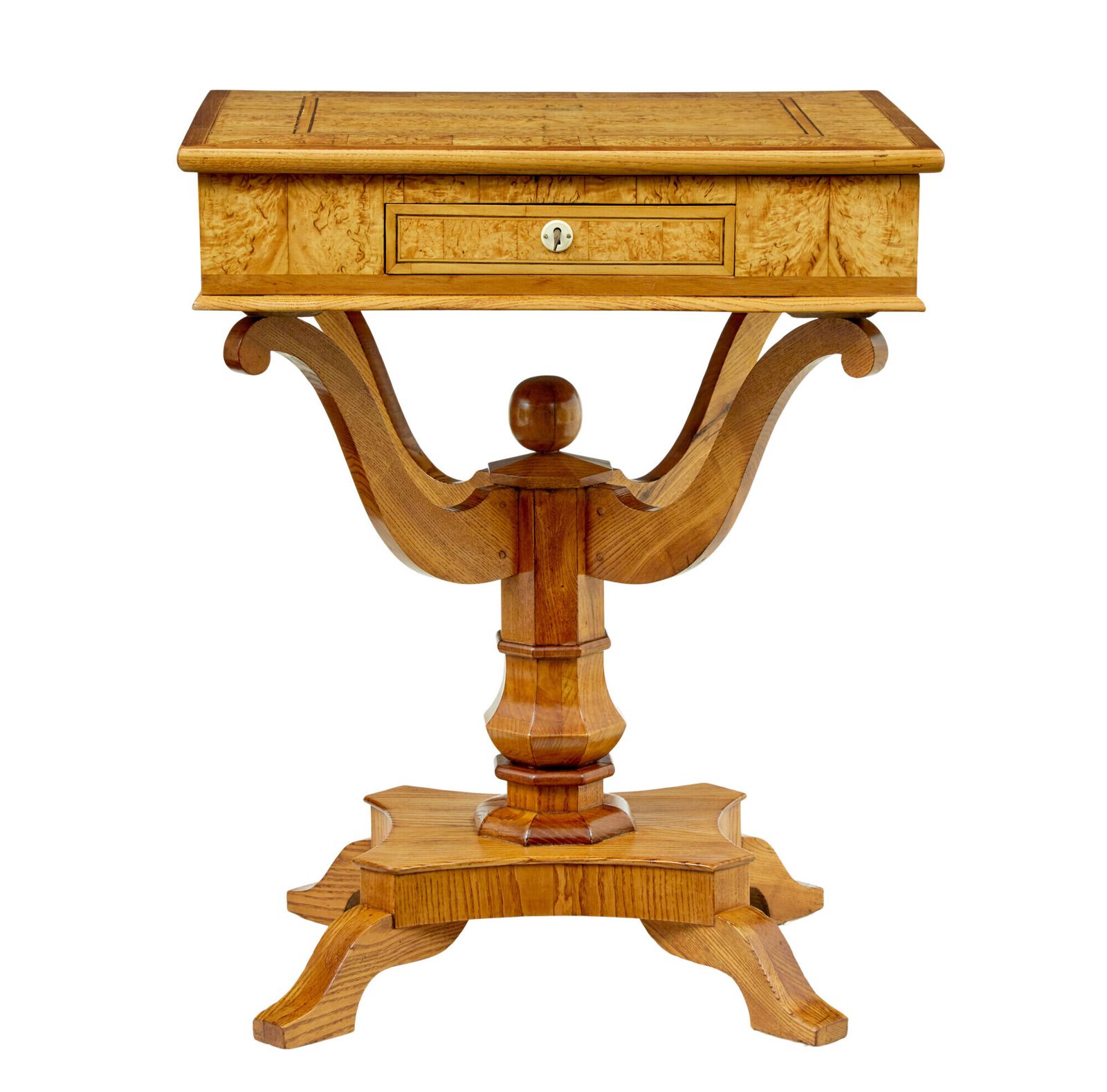 photo vinterior 19th Century Scandinavian Burr Birch And Elm Occasional Table