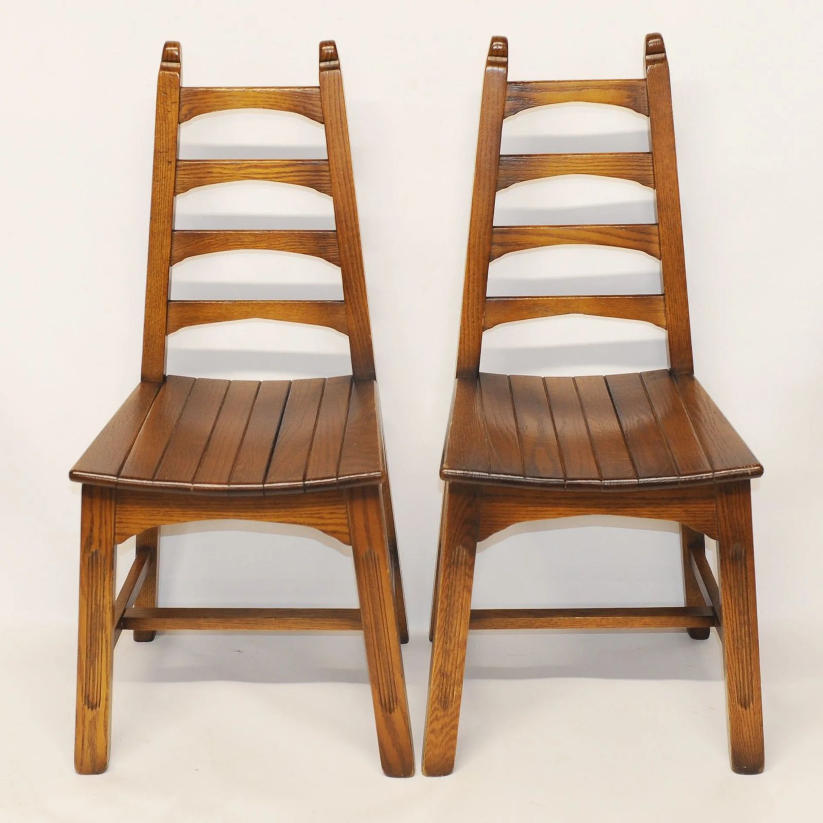 Furniture Vintage Arts And Crafts Style Dining Chairs By Webber, 1950s, Set Of 4 photo