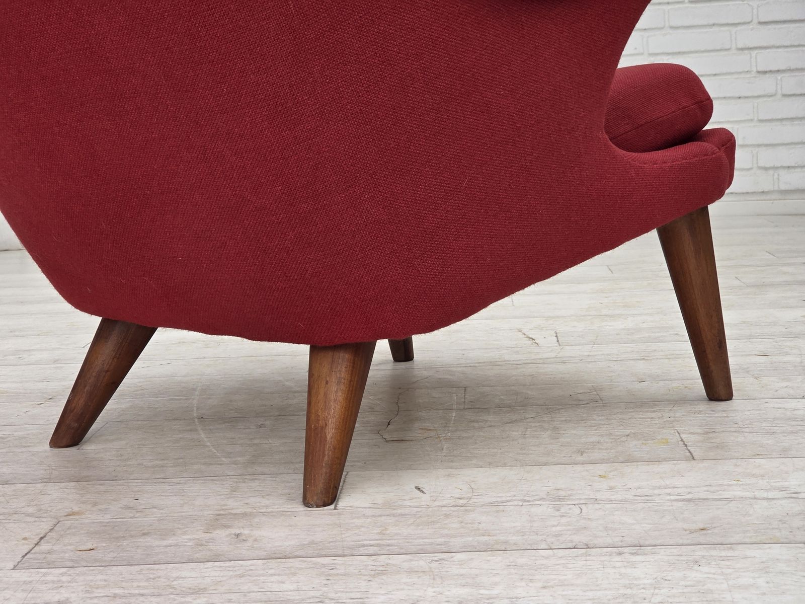 1970s, Danish Design By Bent Møller Jepsen, "Teddy" Chair, Furniture Wool, Teak Wood. photo vinterior
