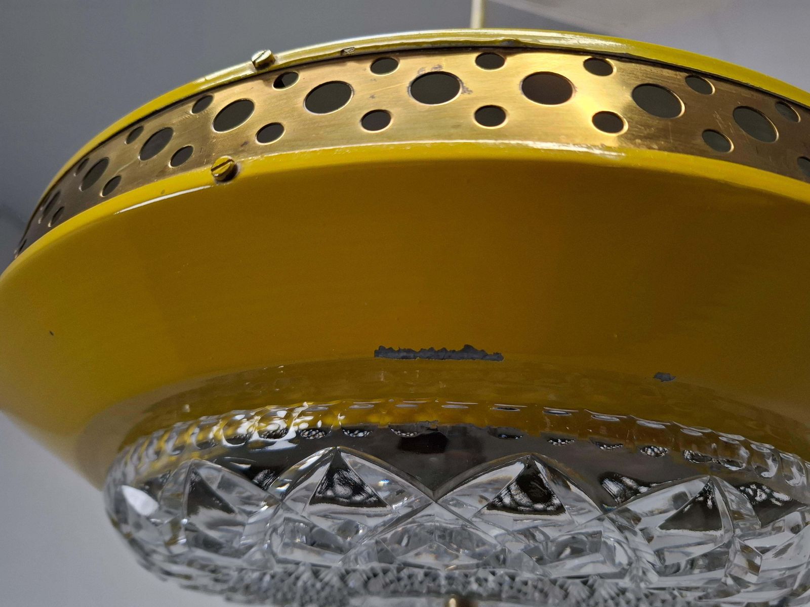 379.0 1970s Ludib Mid Century Pendant Lamp In Yellow Metal, Brass And Glass photo