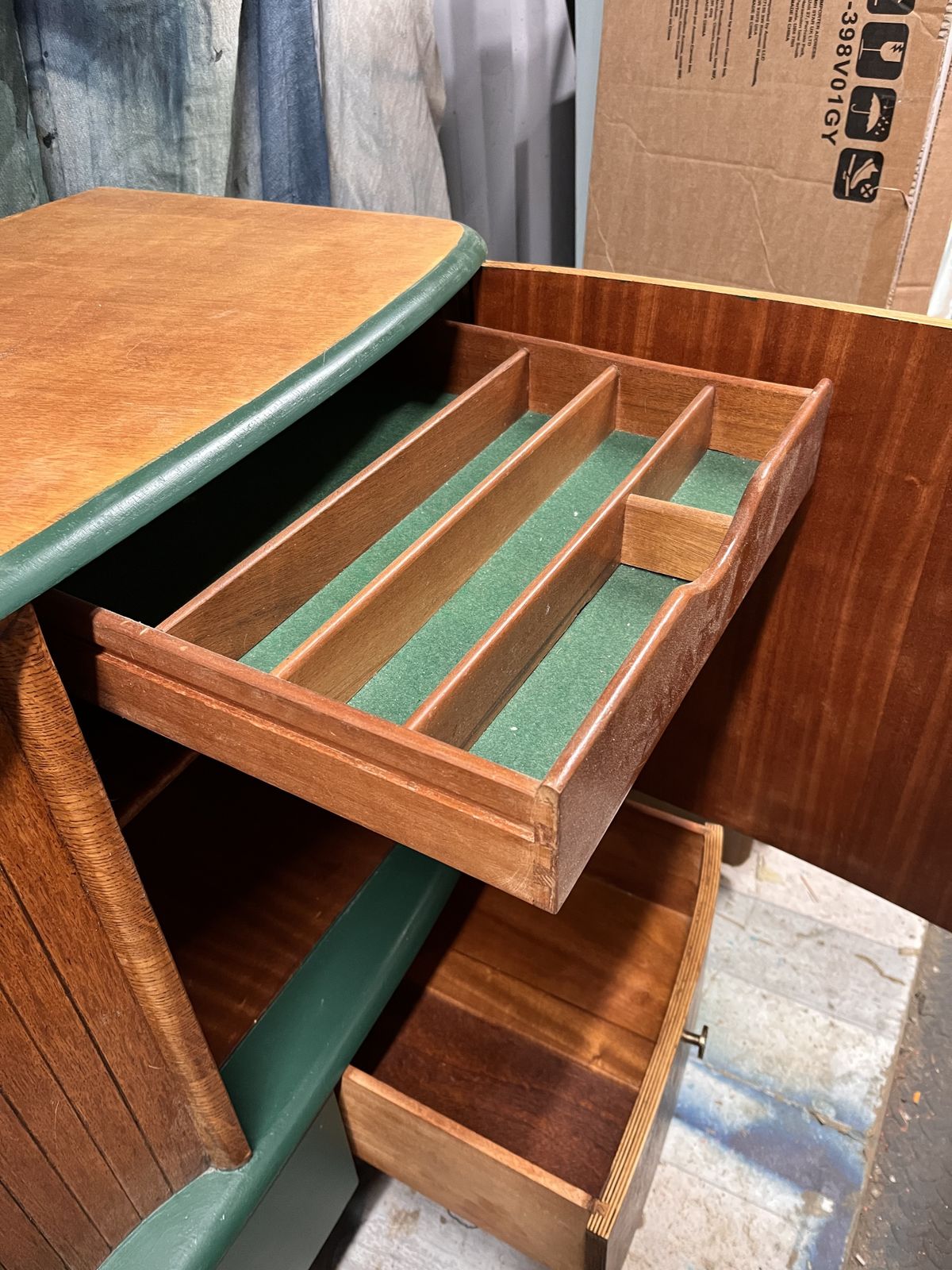 Mid   Century Modern Revived Sideboard In Forest Green And Oak photo vinterior