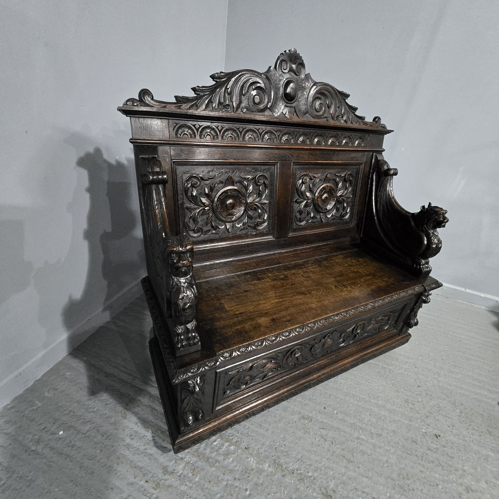 Super Oak Monks Hall Bench photo vinterior